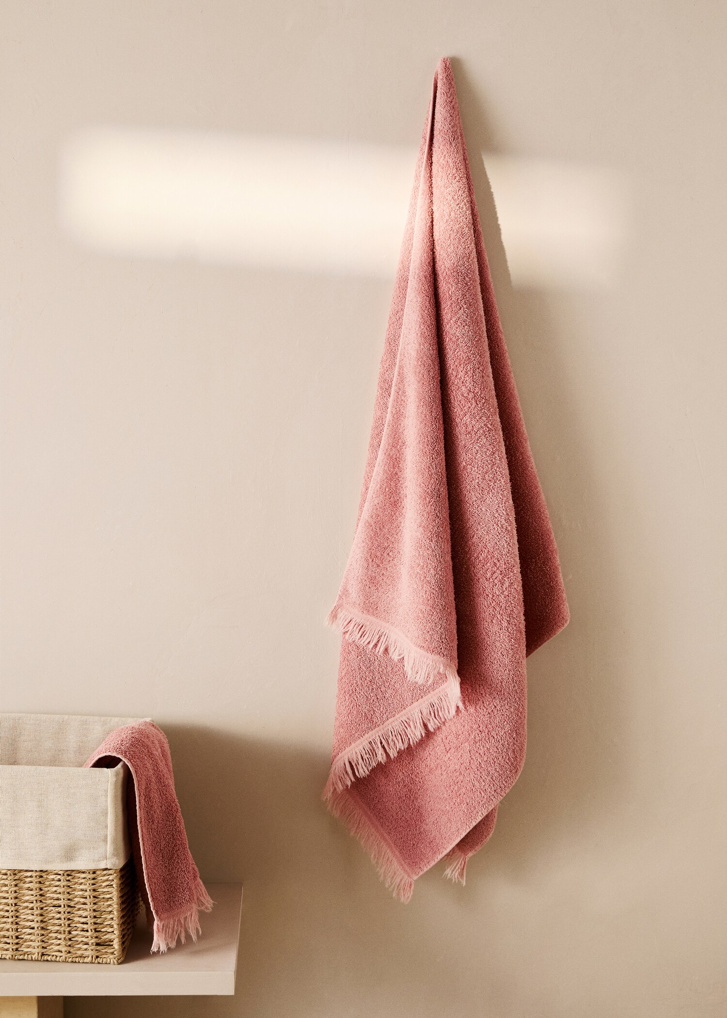 Organic cotton children's shower towel with fringes - General plane
