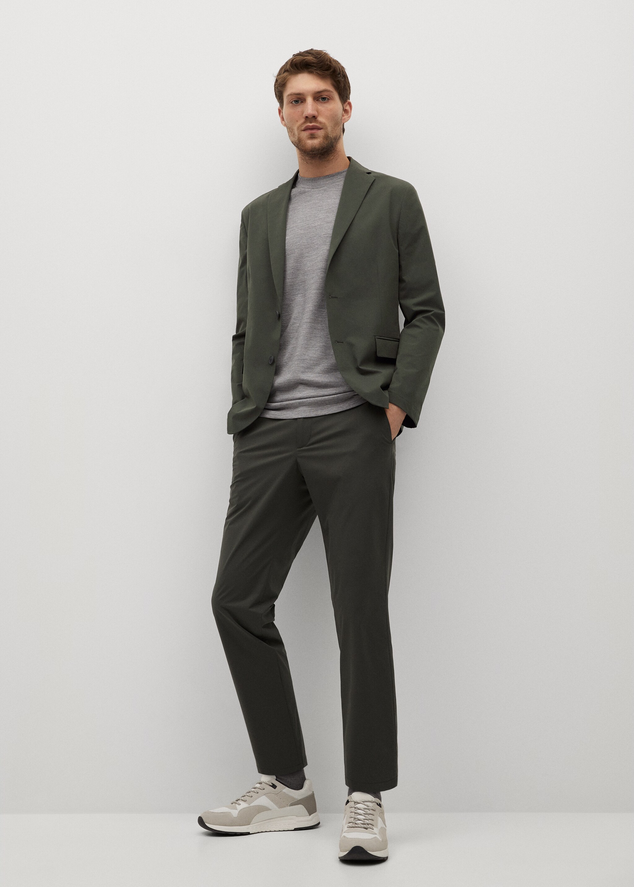 Pantalón slim fit empacable - Plano general