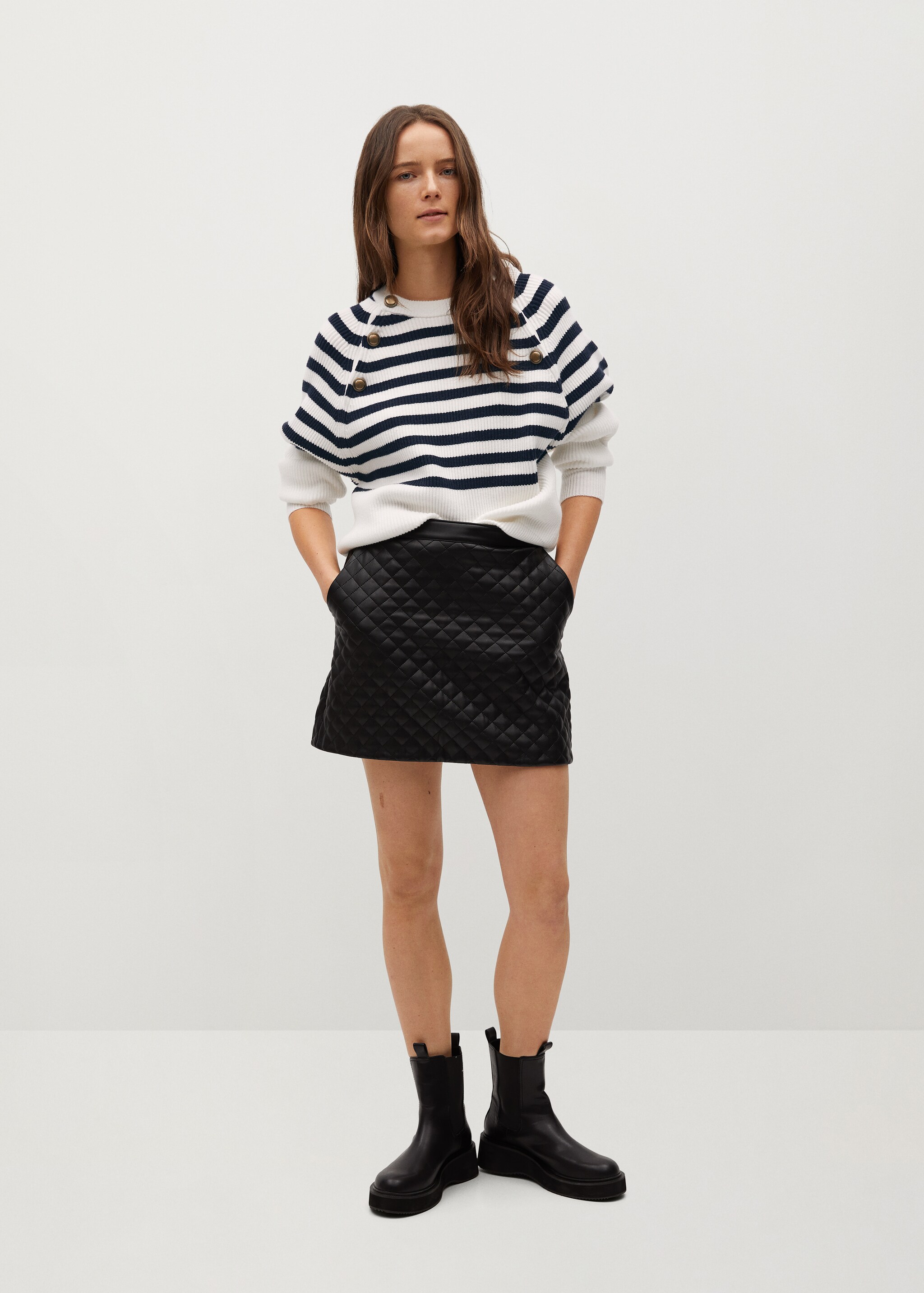 Buttoned striped sweater - General plane