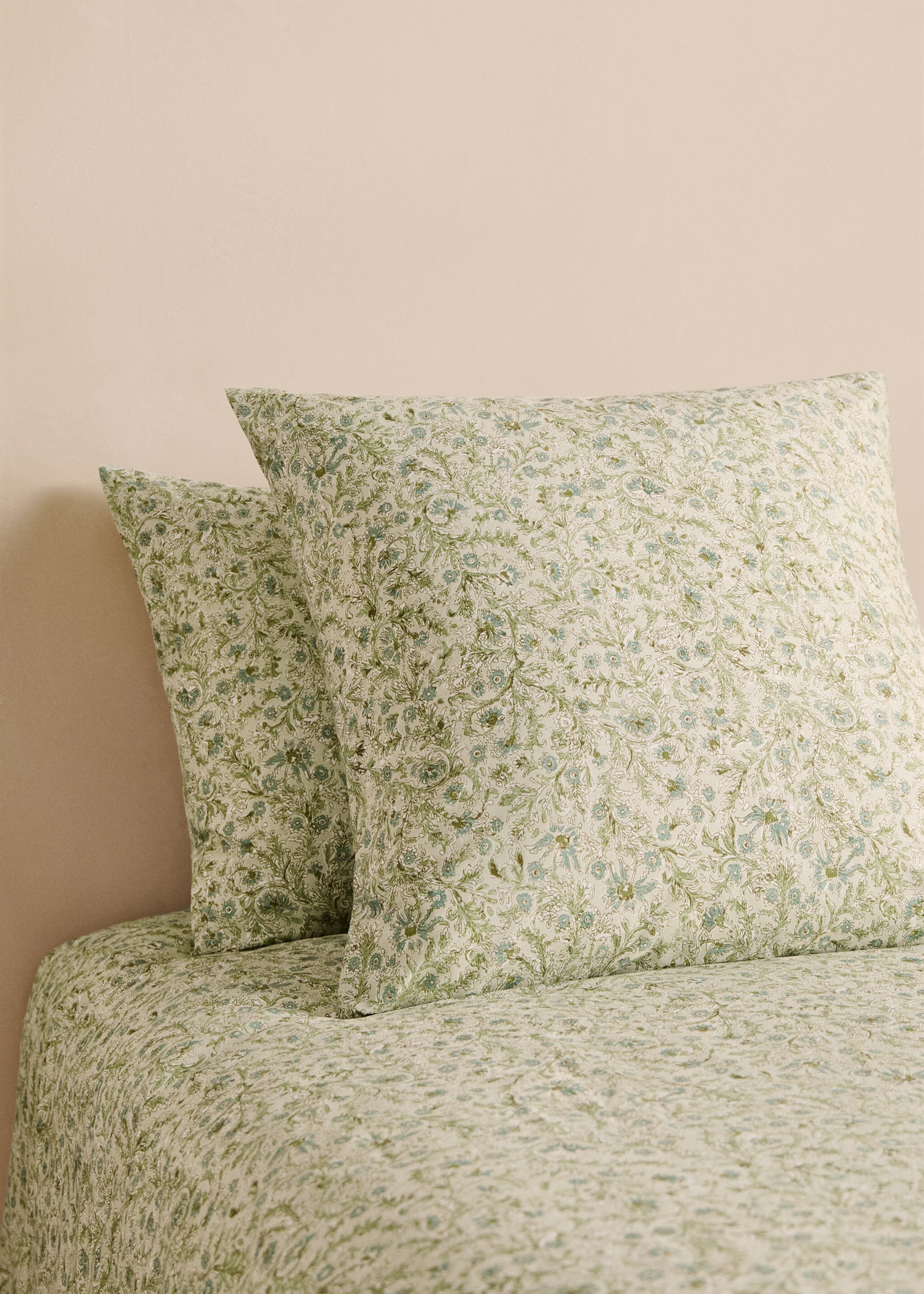 Cotton percale floral-print children's pillowcase 60x60 cm - General plane, Forest Green. Ref: 87004097-00.