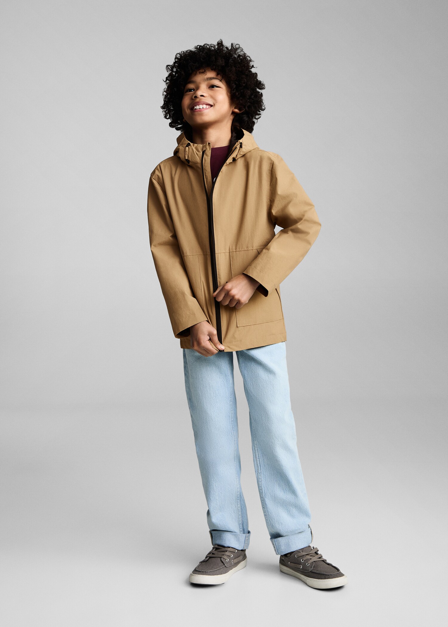 Hooded parka - General plane