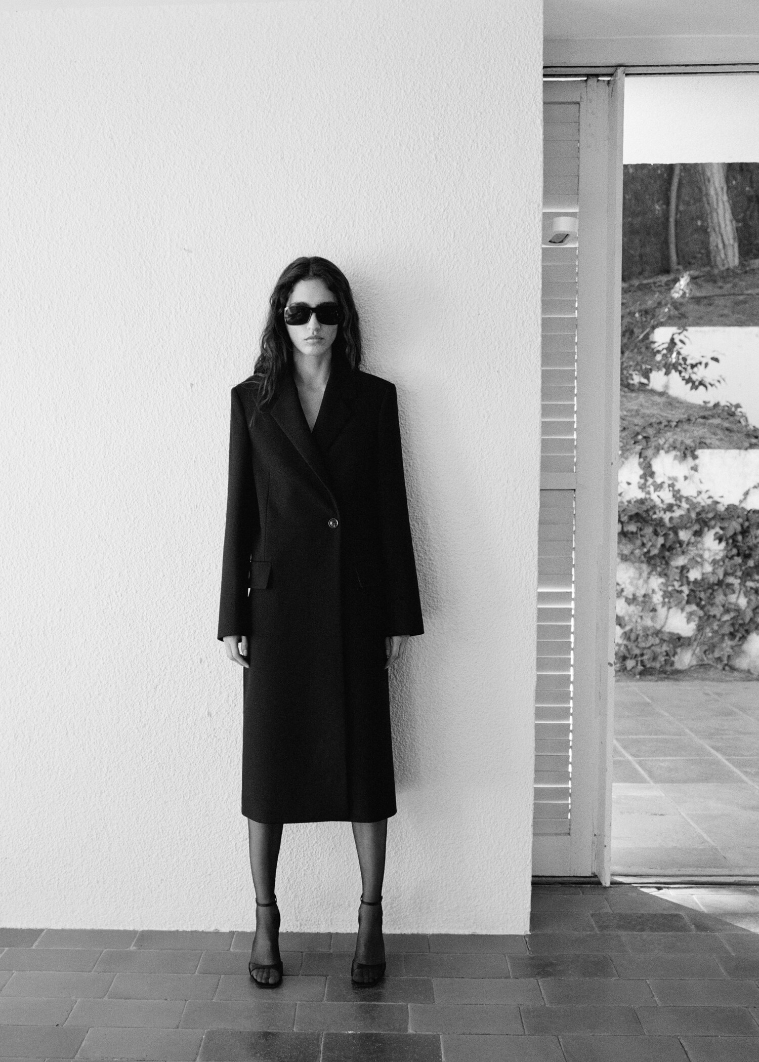 Long structured wool coat - General plane