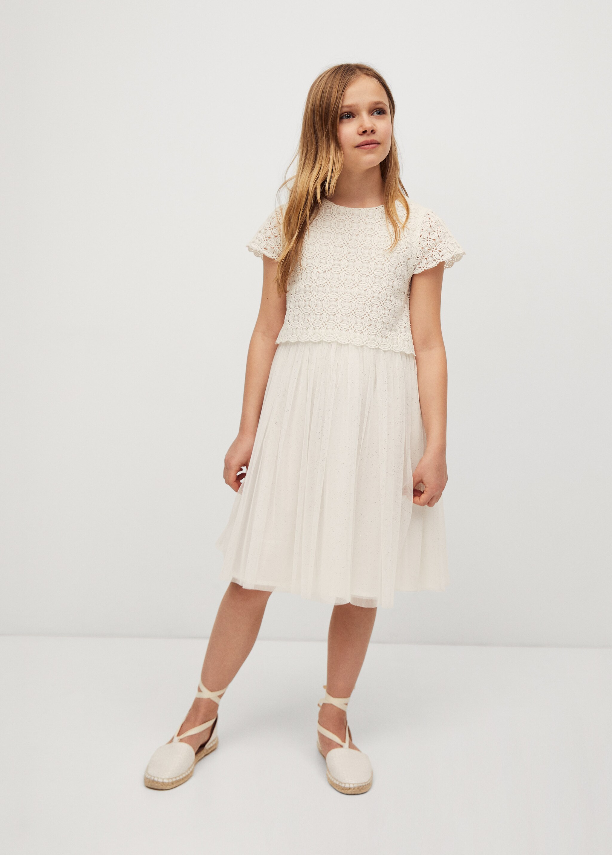 Vestido guipur tul - Plano general