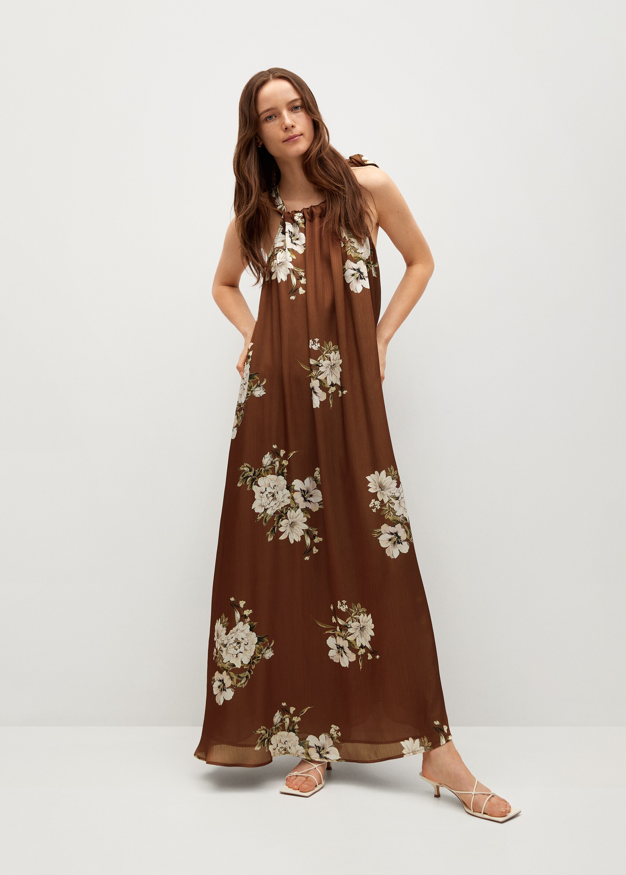 WOMAN/ Vestido largo floral - Plano general