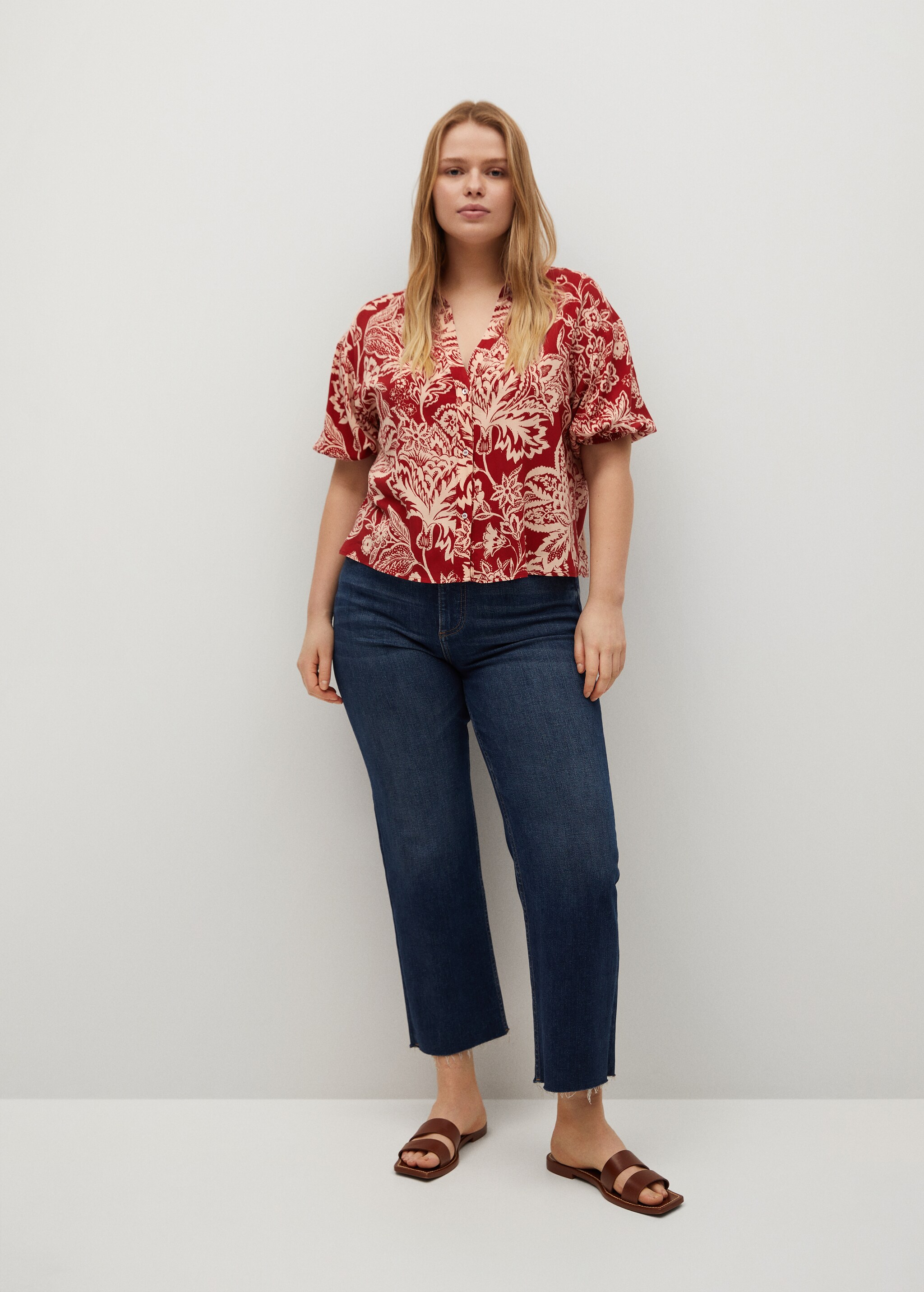 Flowy printed blouse - General plane