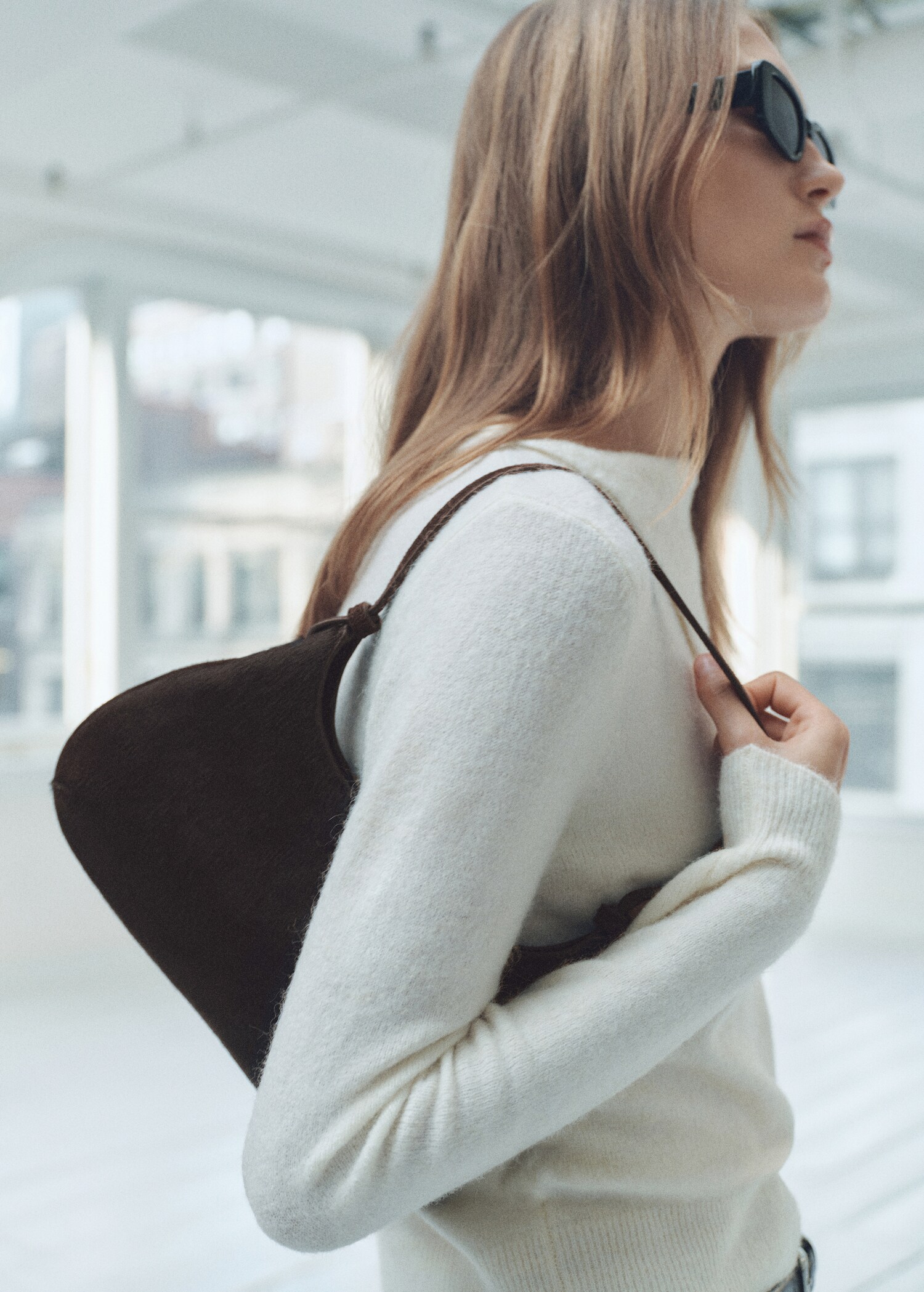 Cow leather shoulder bag - General plane