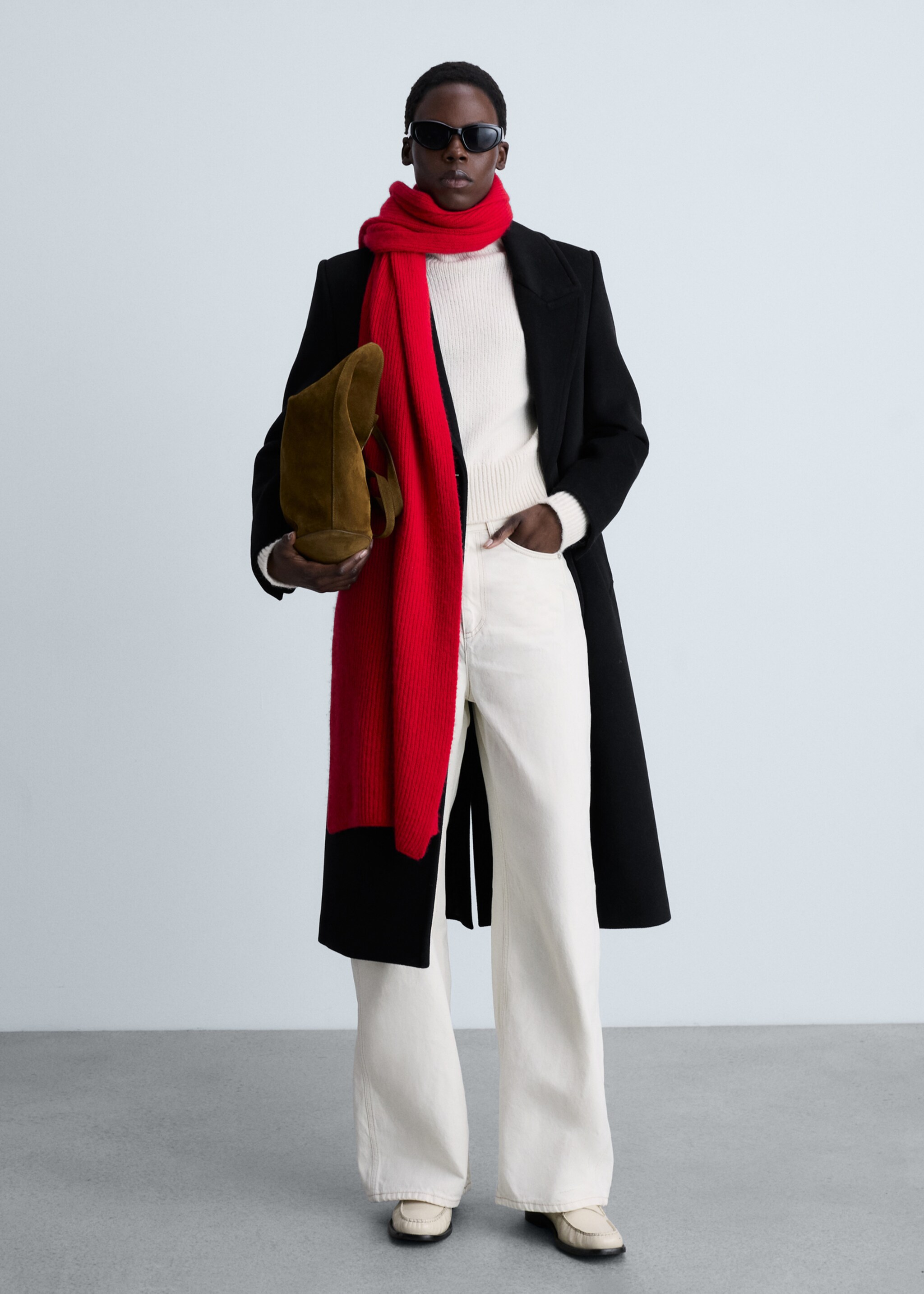 Wool coat with lapels - General plane, Black. Ref: 87010345-00.