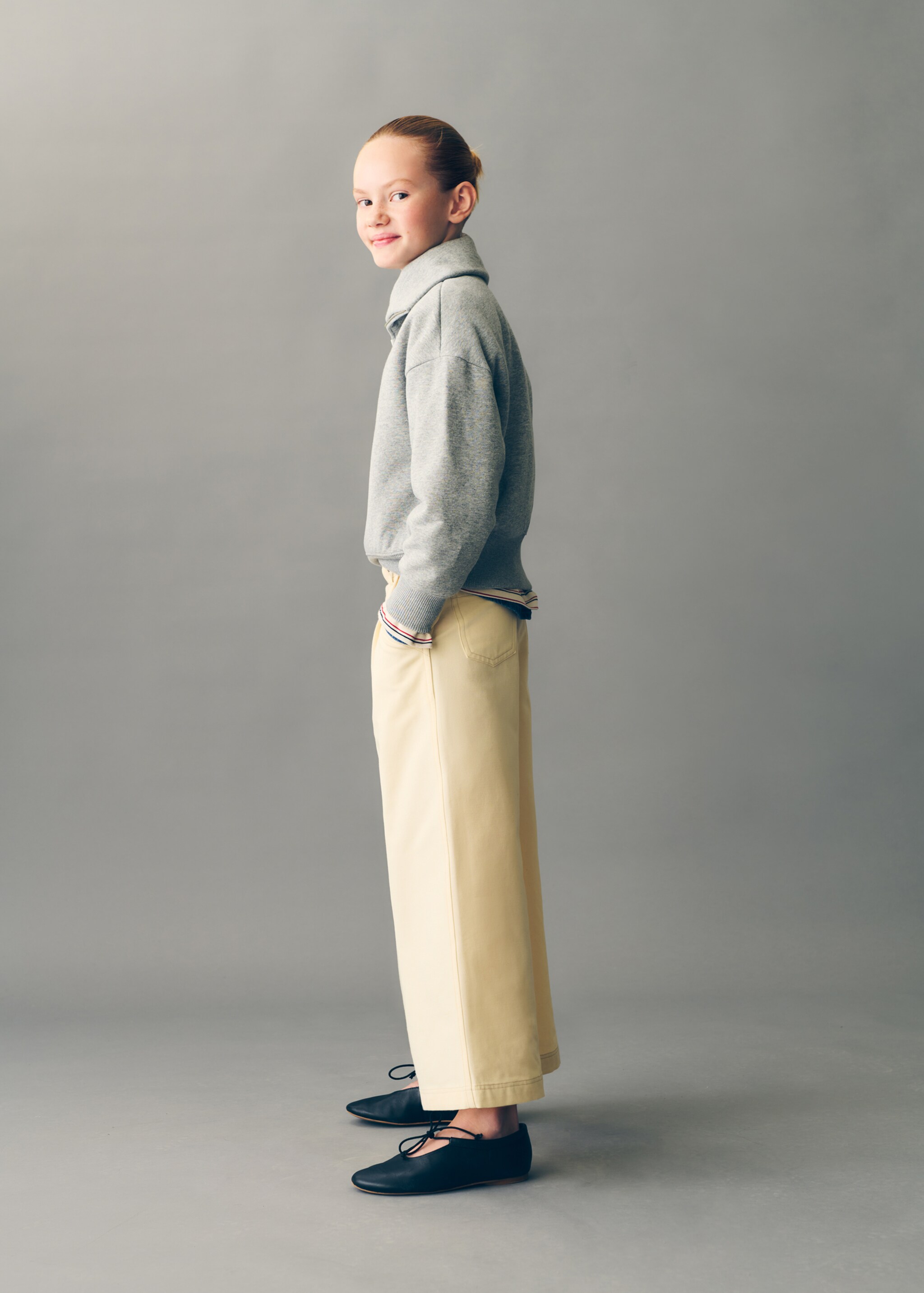 Rollkragen-Sweatshirt mit Reißverschluss - Allgemeine Ansicht, Mittelgrau meliert. Ref: 87010657-00.