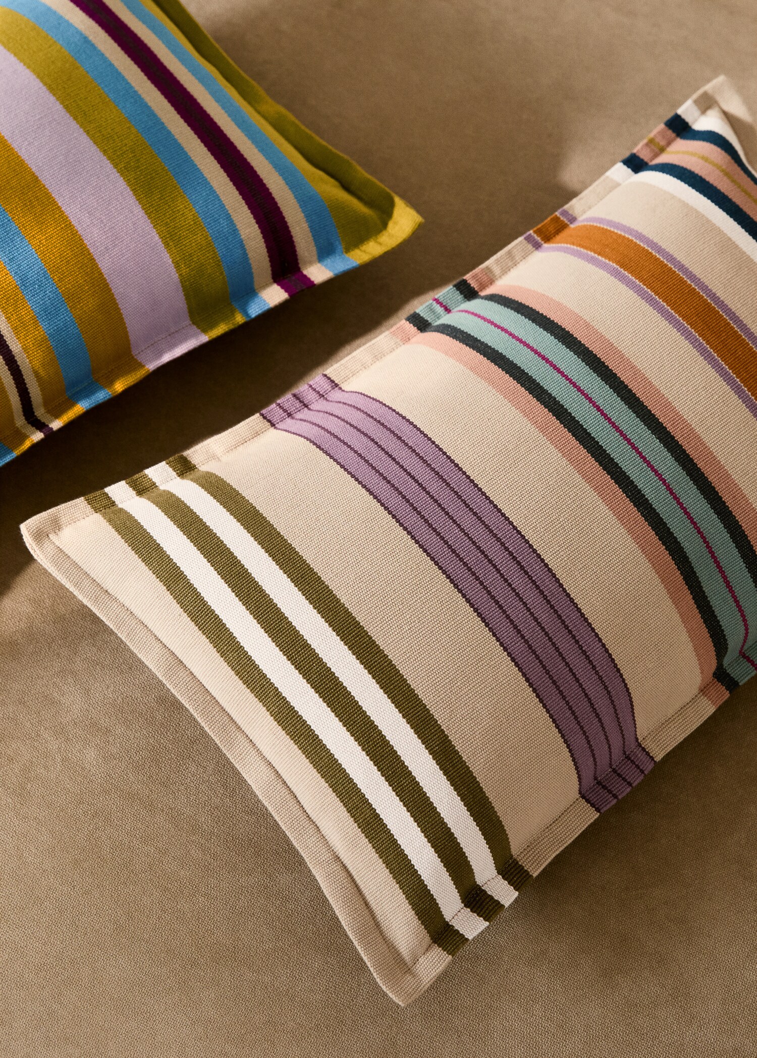 Funda coixí cotó ratlla teixida 30x50 cm - Pla general