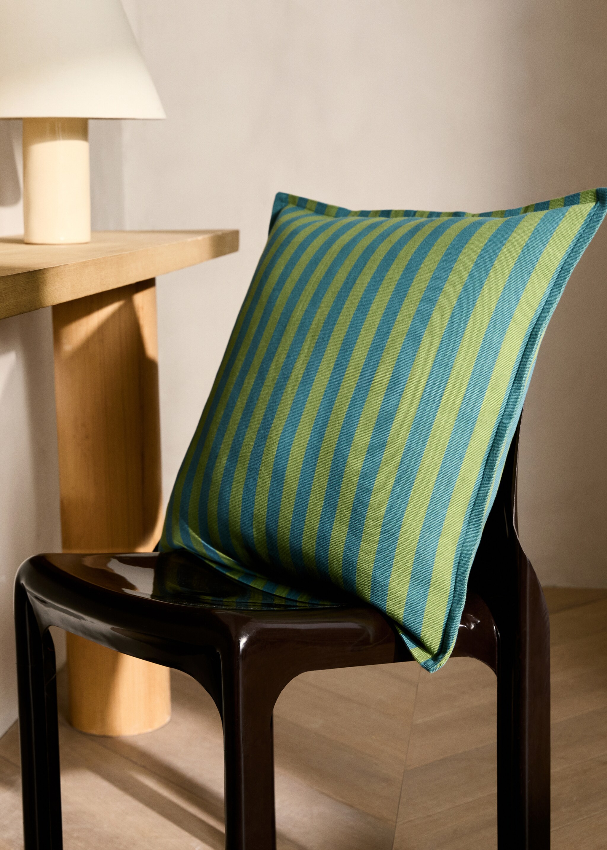 Cotton cushion cover with woven stripe, 50x50cm - General plane, Emerald Green. Ref: 87012897-00.