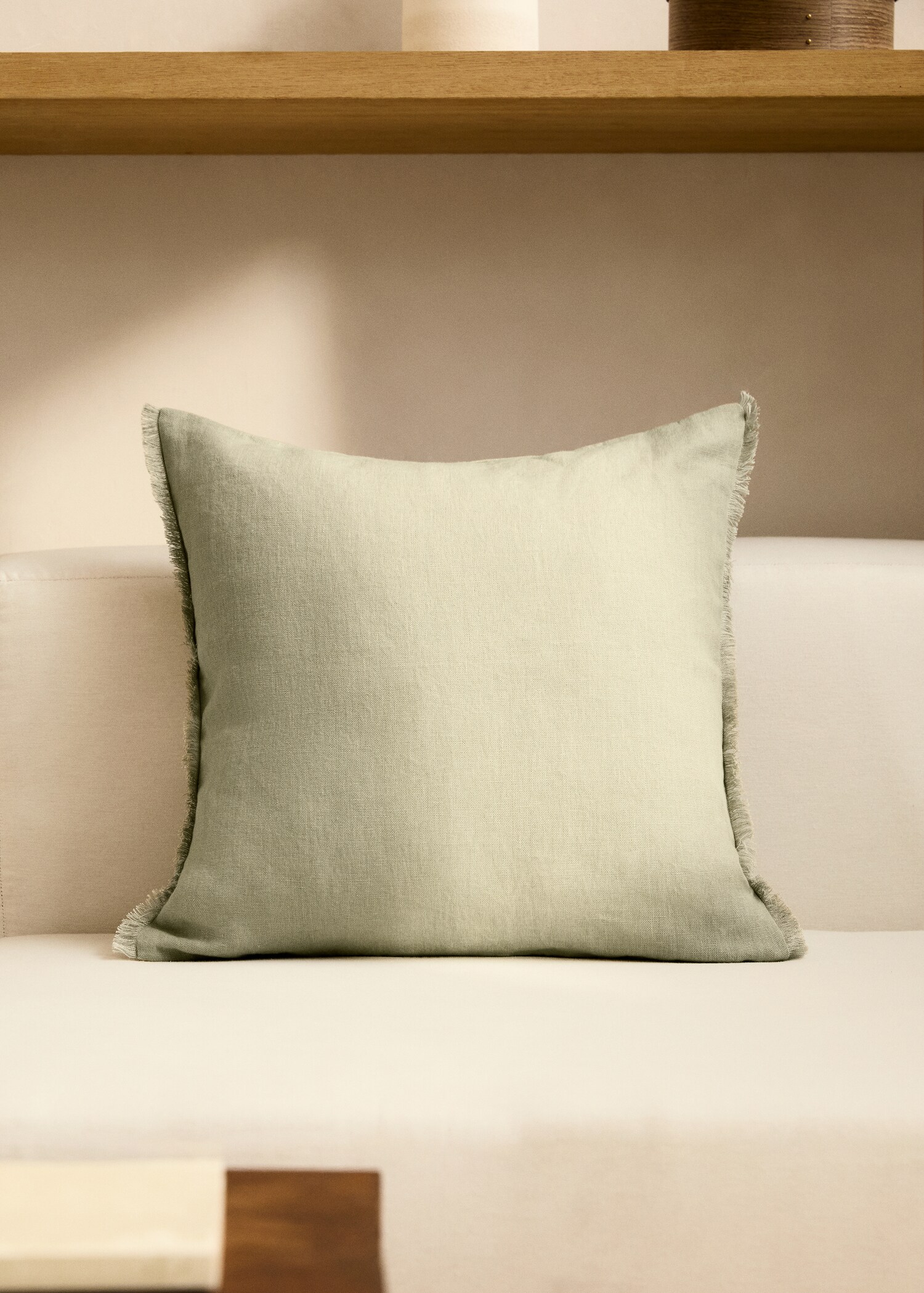 Linen cushion cover with fringes 50x50 cm - General plane