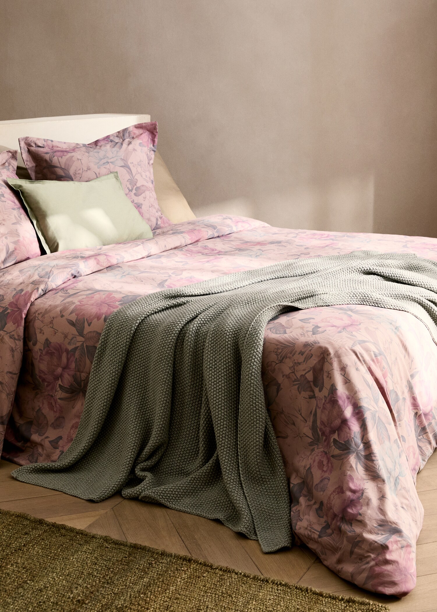 Percale cotton multi-coloured floral-print duvet cover Superking bed - General plane