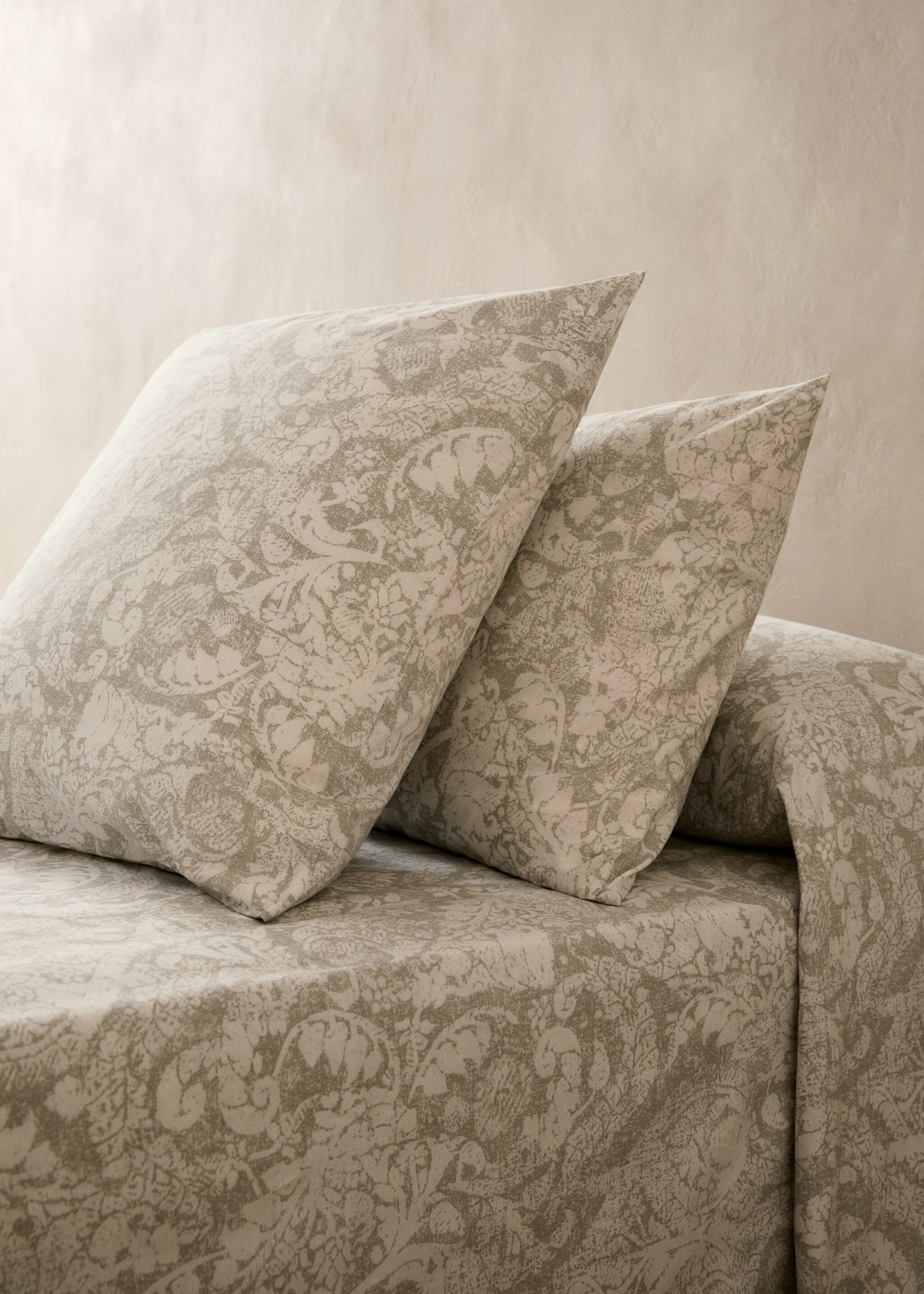 Paisley-print cotton pillowcase 45x110 cm - General plane, Light/Pastel Grey. Ref: 87012983-00.