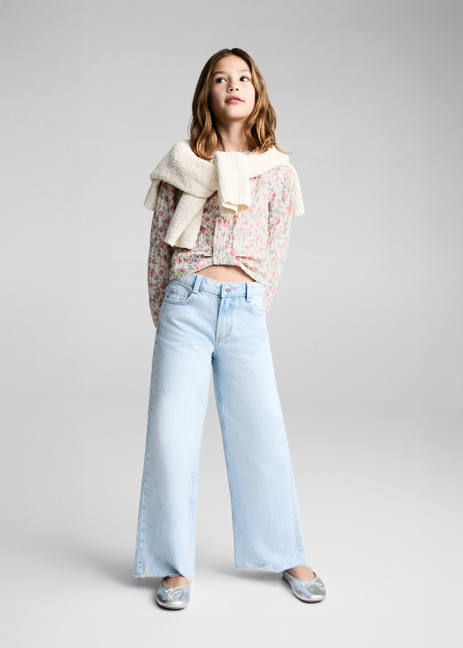 Halenka s květovaným potiskem - Celkový náhled