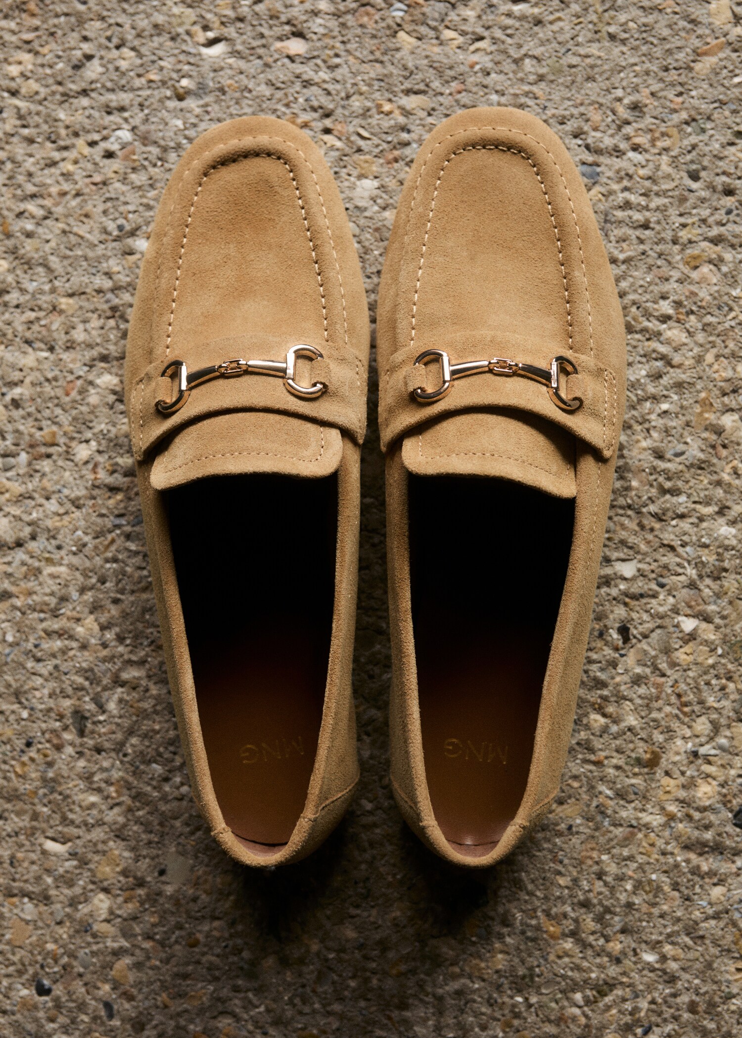 Buckle leather moccasins - General plane