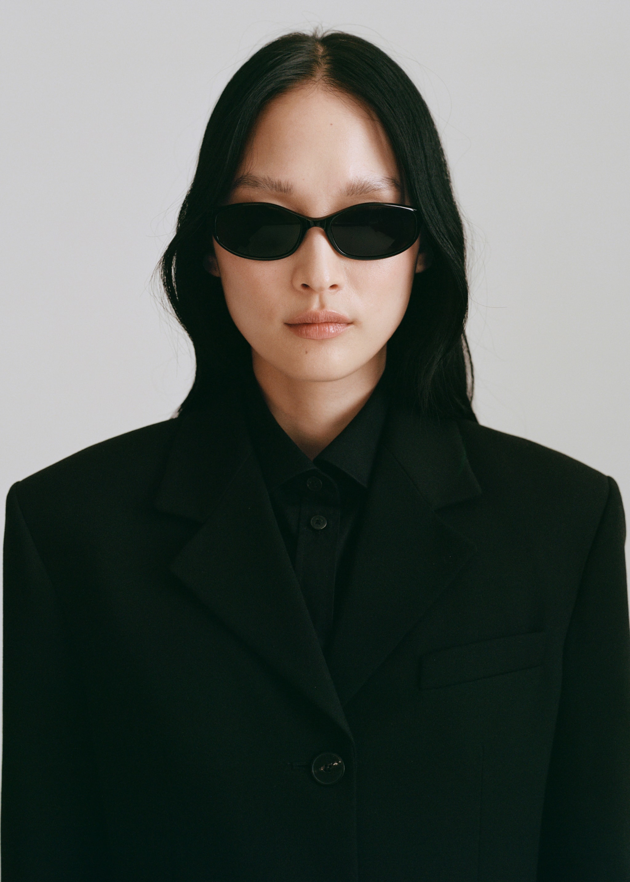 Thin-frame sunglasses - General plane, Black. Ref: 87014392-00.