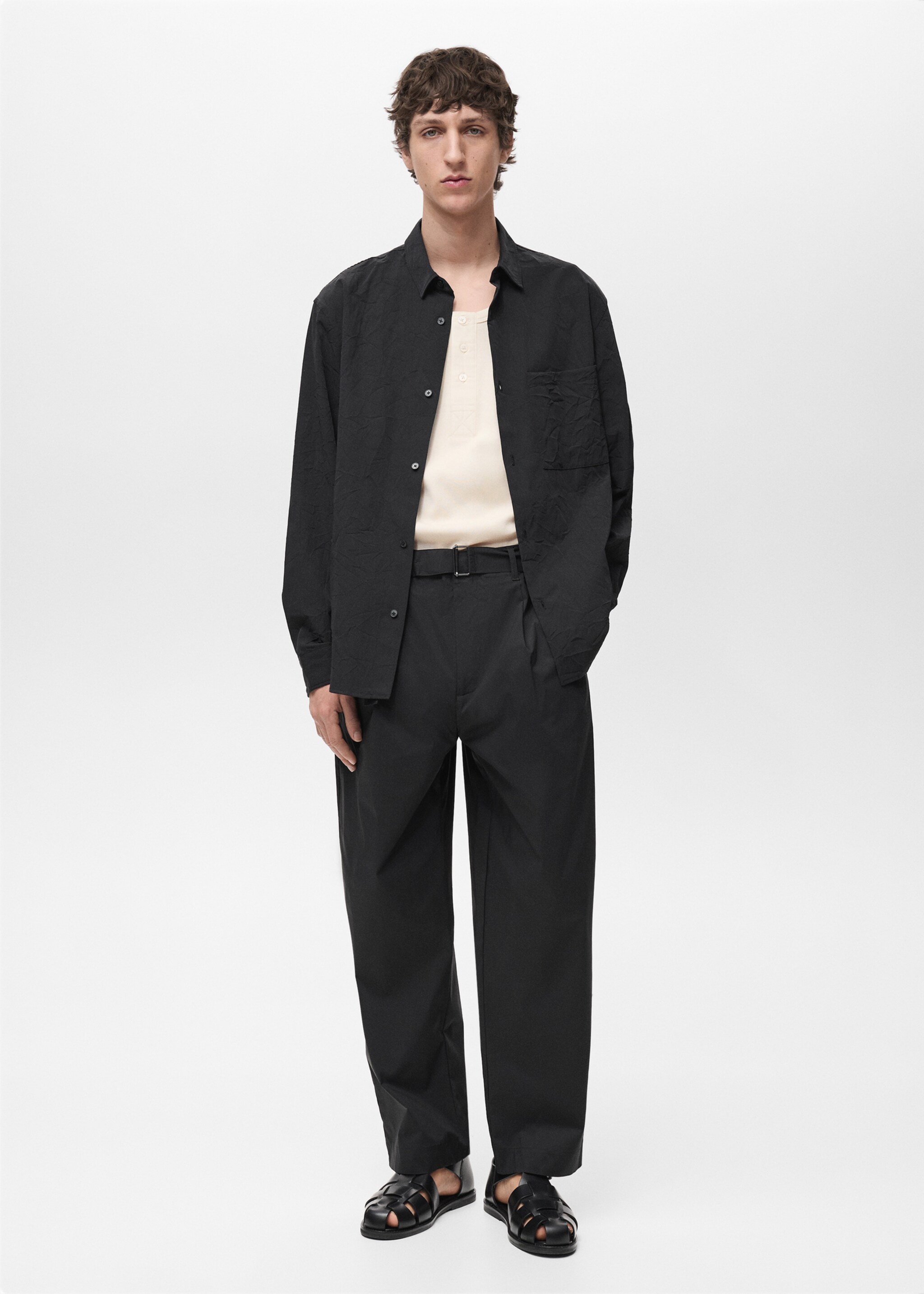 Relaxed-fit technical trousers - General plane, Black. Ref: 87014398-00.