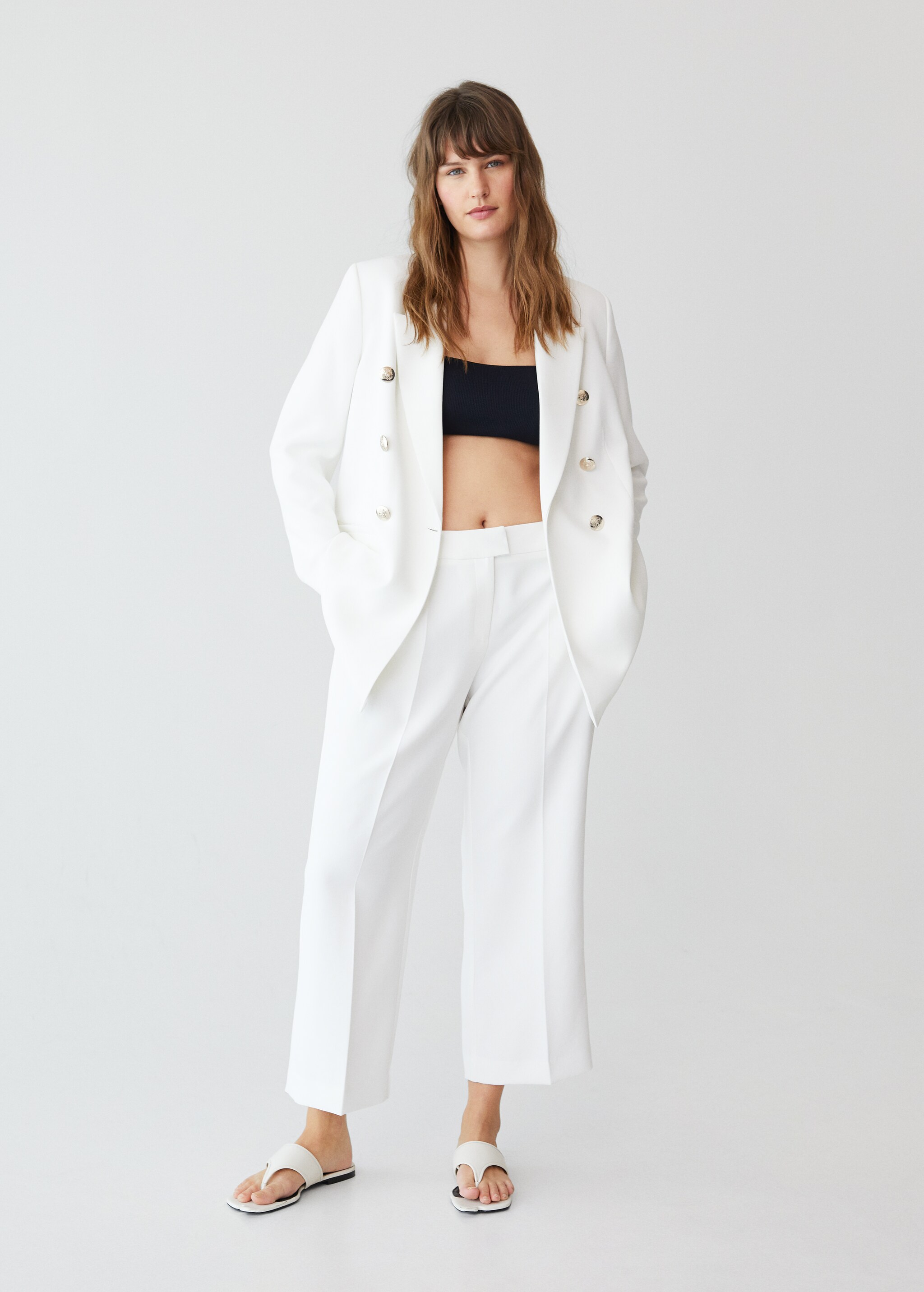 Pantalón traje crop - Plano general