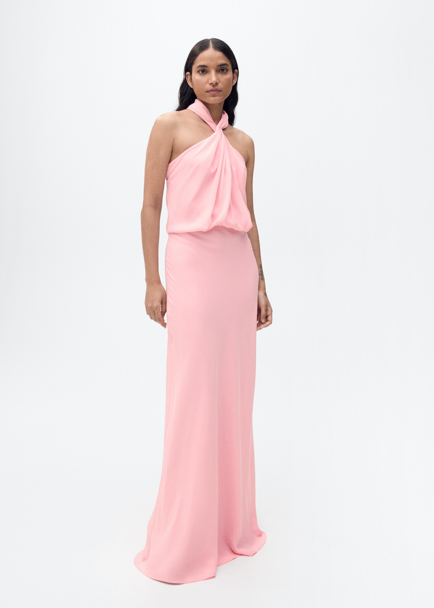 Halter dress with back opening - General plane