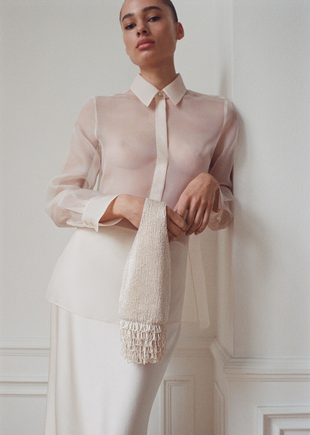 Borsa a mano ricamata con pietre - Donna | MANGO OUTLET Italia