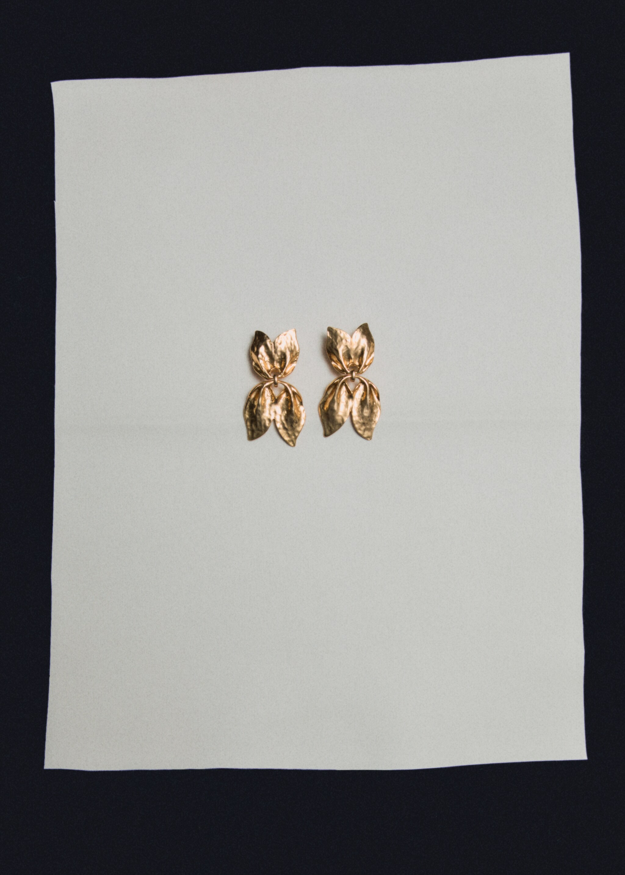Pendant-design earrings - General plane, Gold. Ref: 87015973-00.