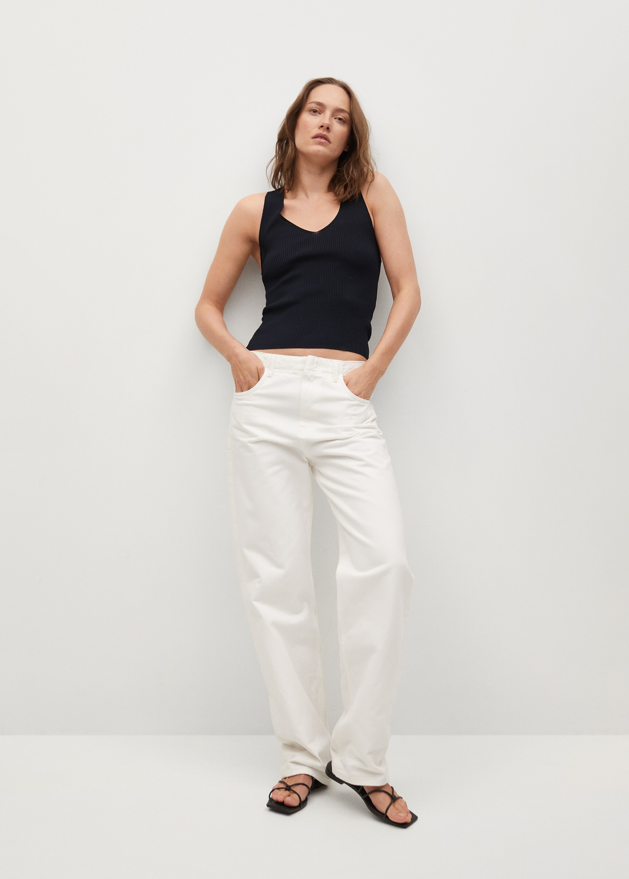 Ribbed knit top - General plane