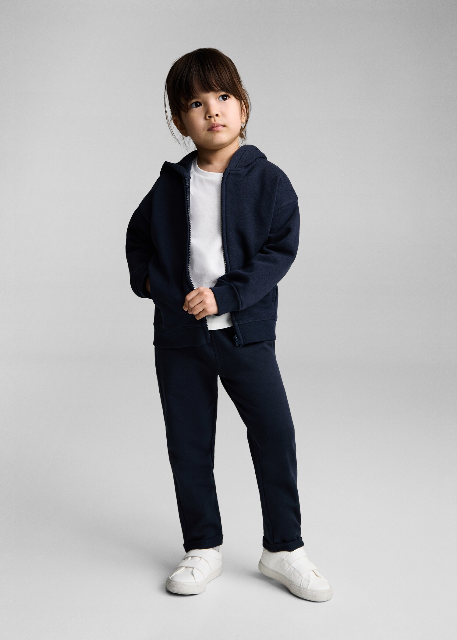 Hooded sweatshirt with ears - General plane