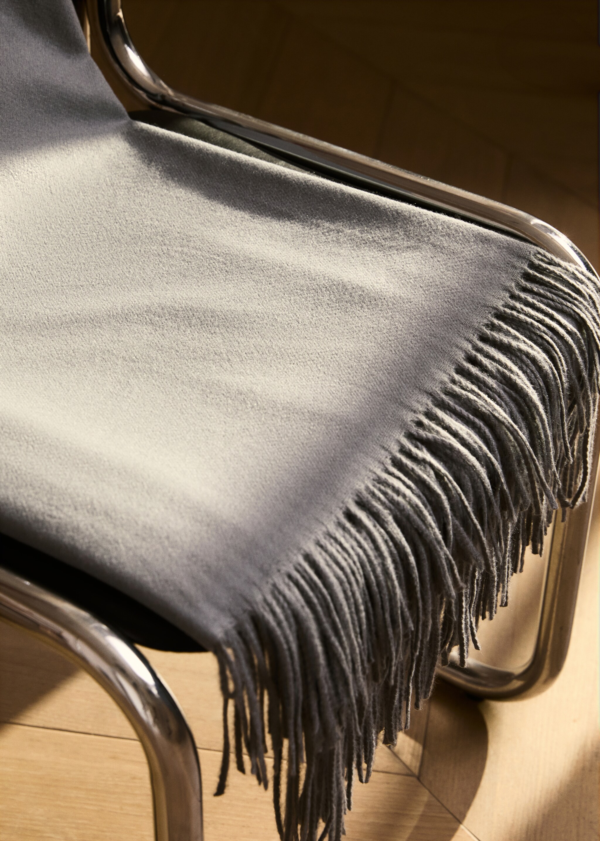 Blanket detail fringes - General plane, Light/Pastel Grey. Ref: 87022896-00.