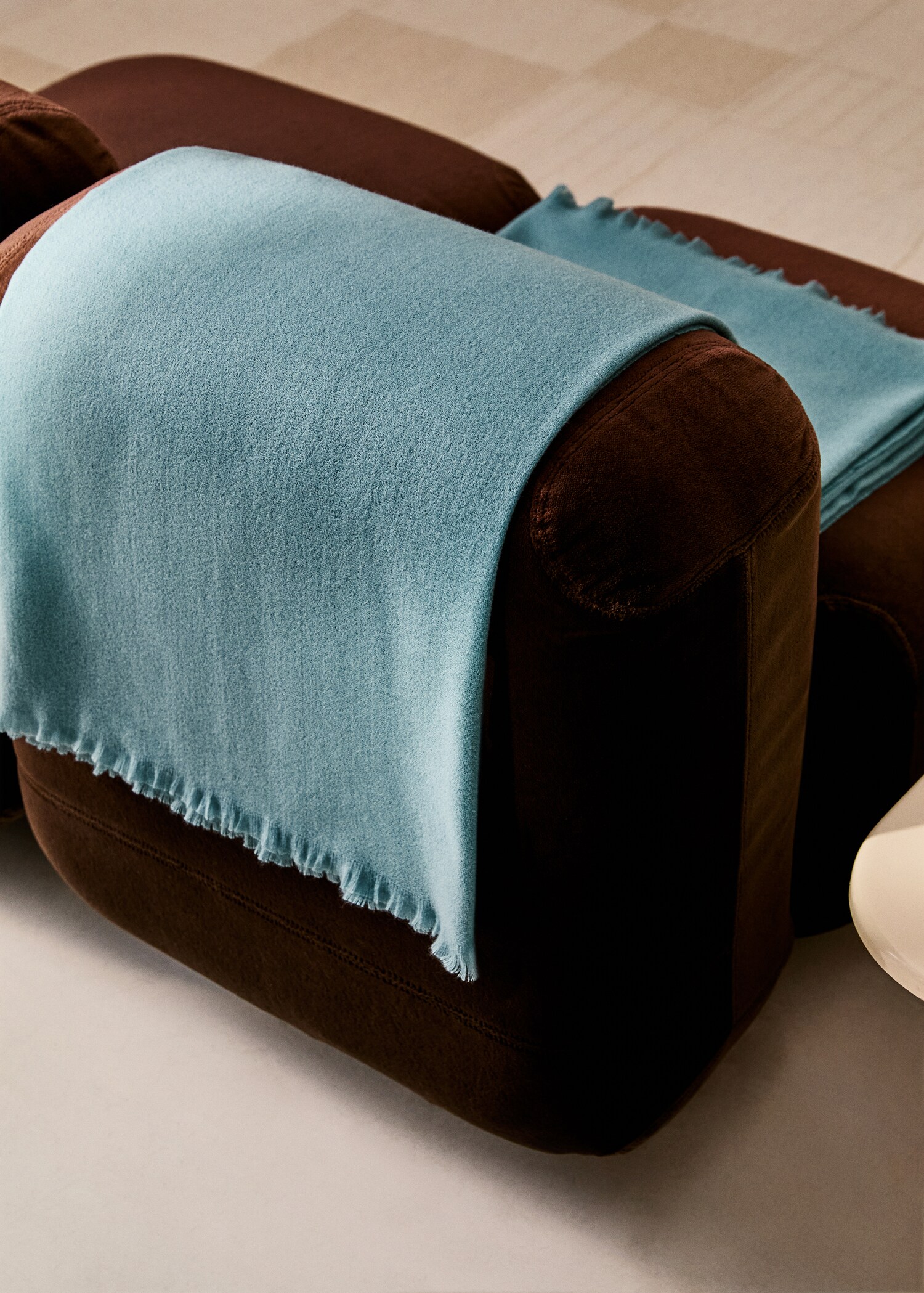 Soft melange blanket - General plane