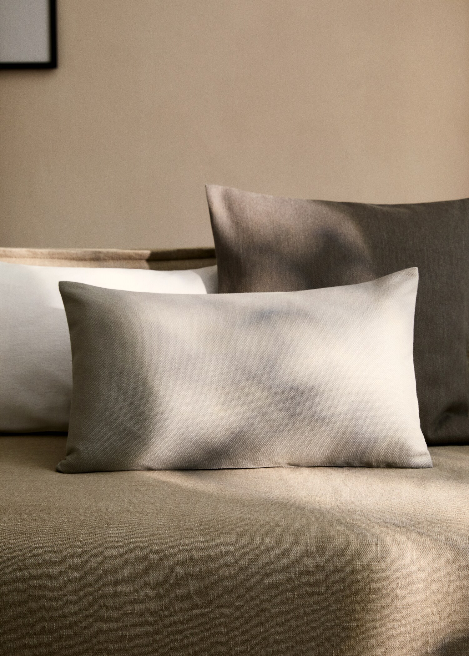 Cushion cover with structure, 30x50 cm - General plane