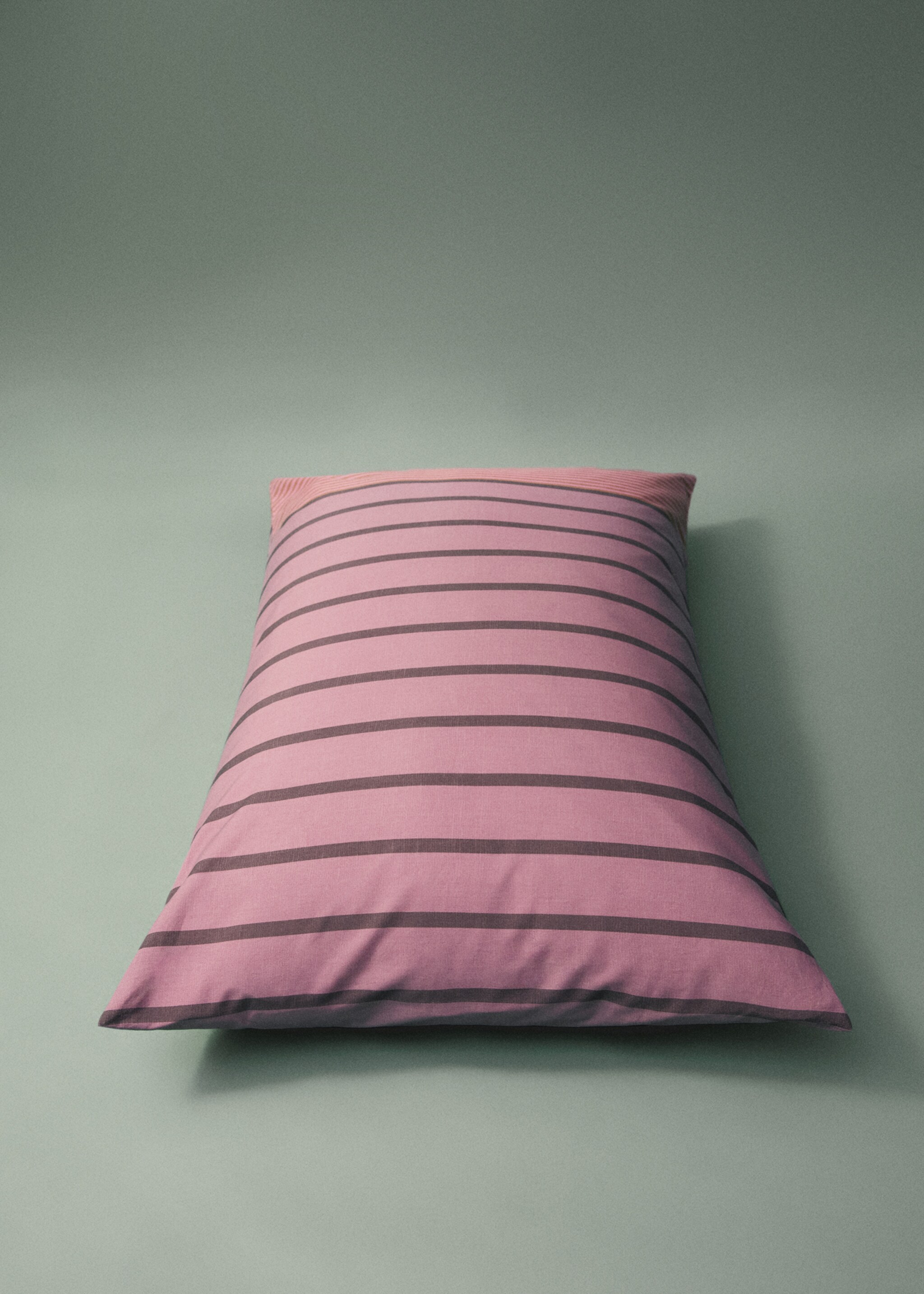 Two cotton percale multi-striped pillowcases 50x75 cm - General plane, Pink. Ref: 87022938-00.