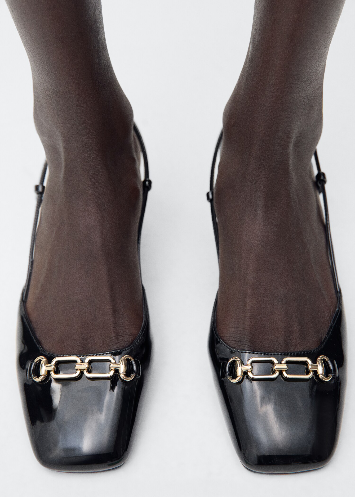 Zapato tacón eslabones - Plano general