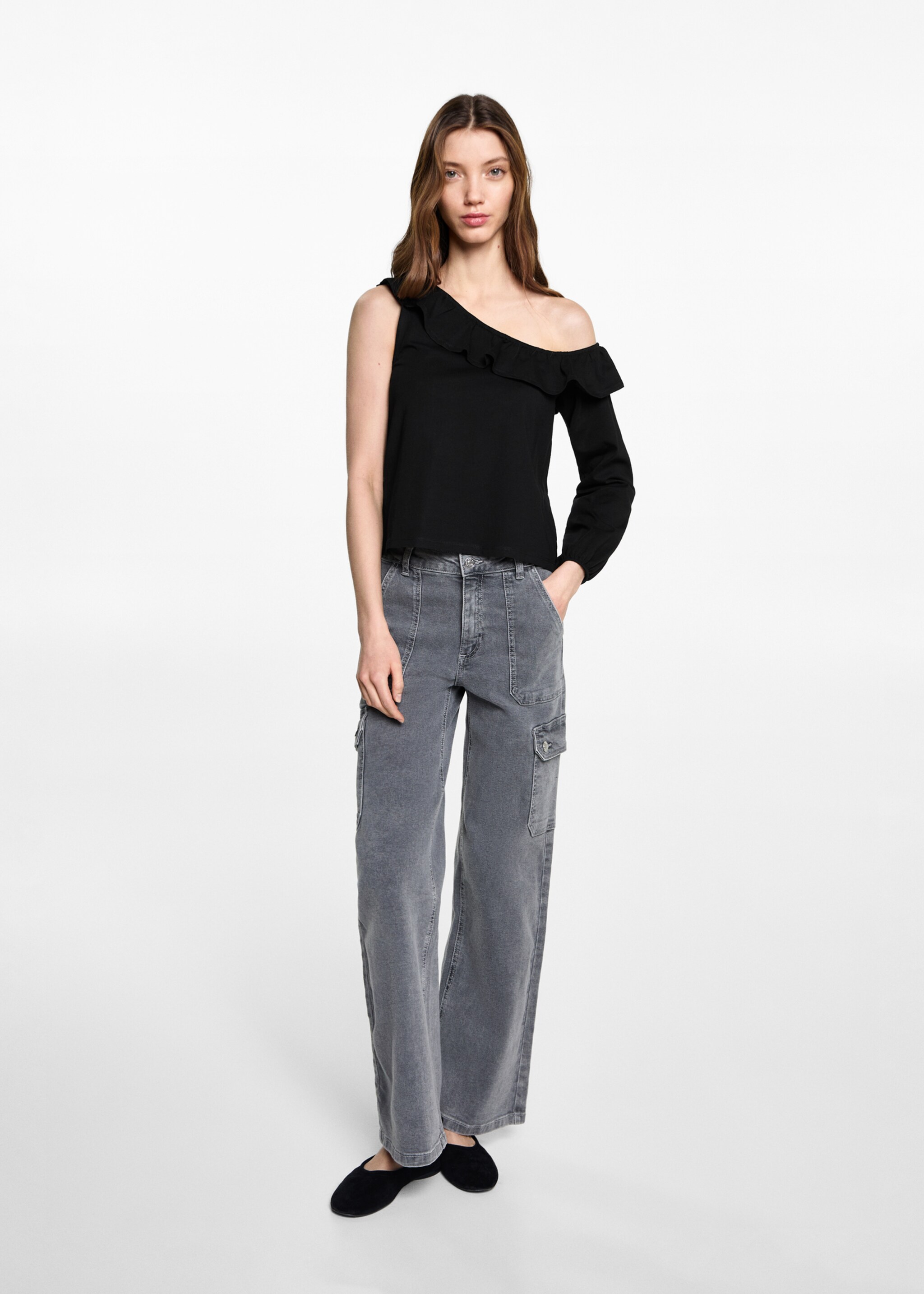 Ruffled asymmetric T-shirt - General plane, Black. Ref: 87023277-00.