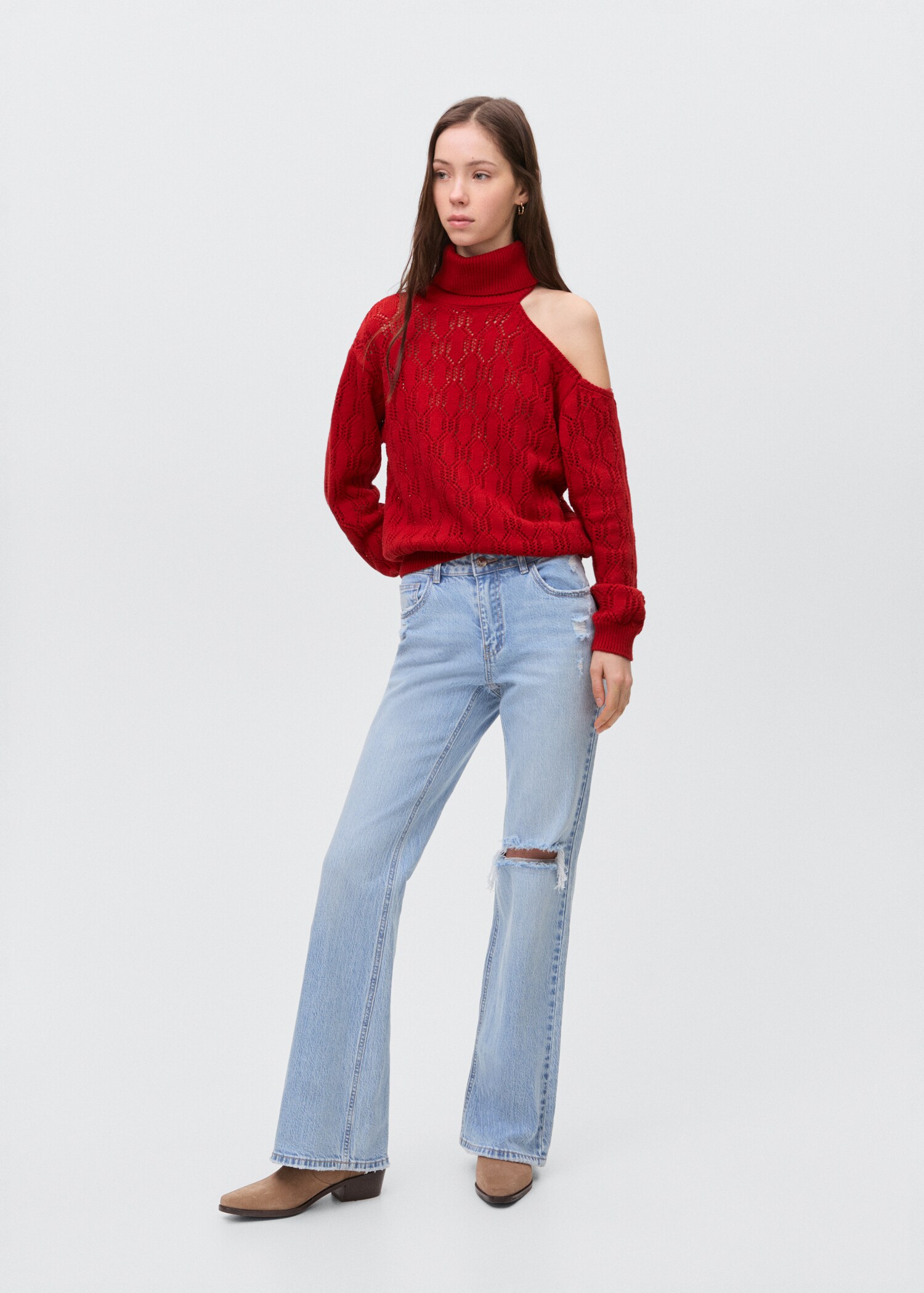 Asymmetric knit sweater - General plane