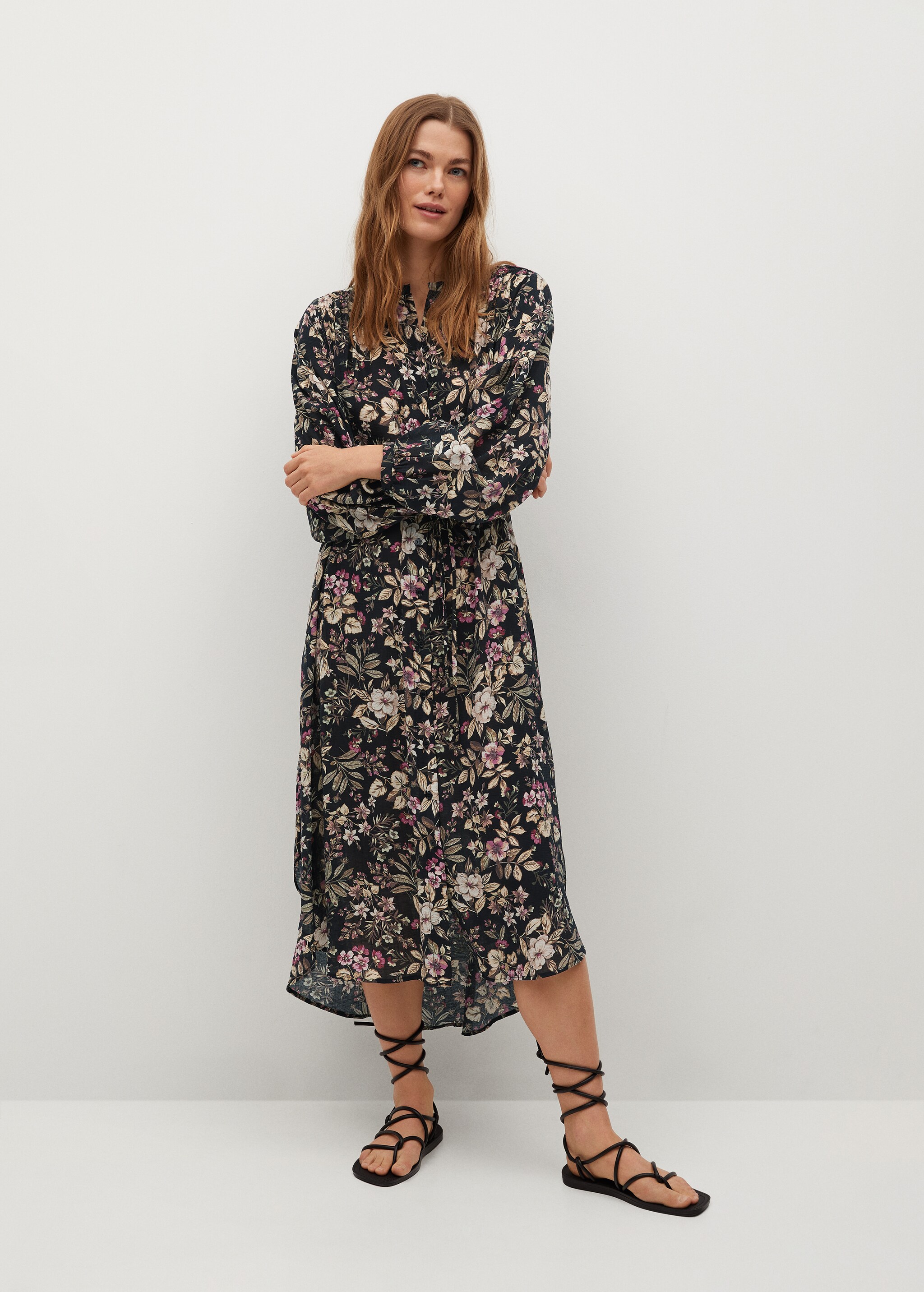 Vestido camisero midi - Plano general