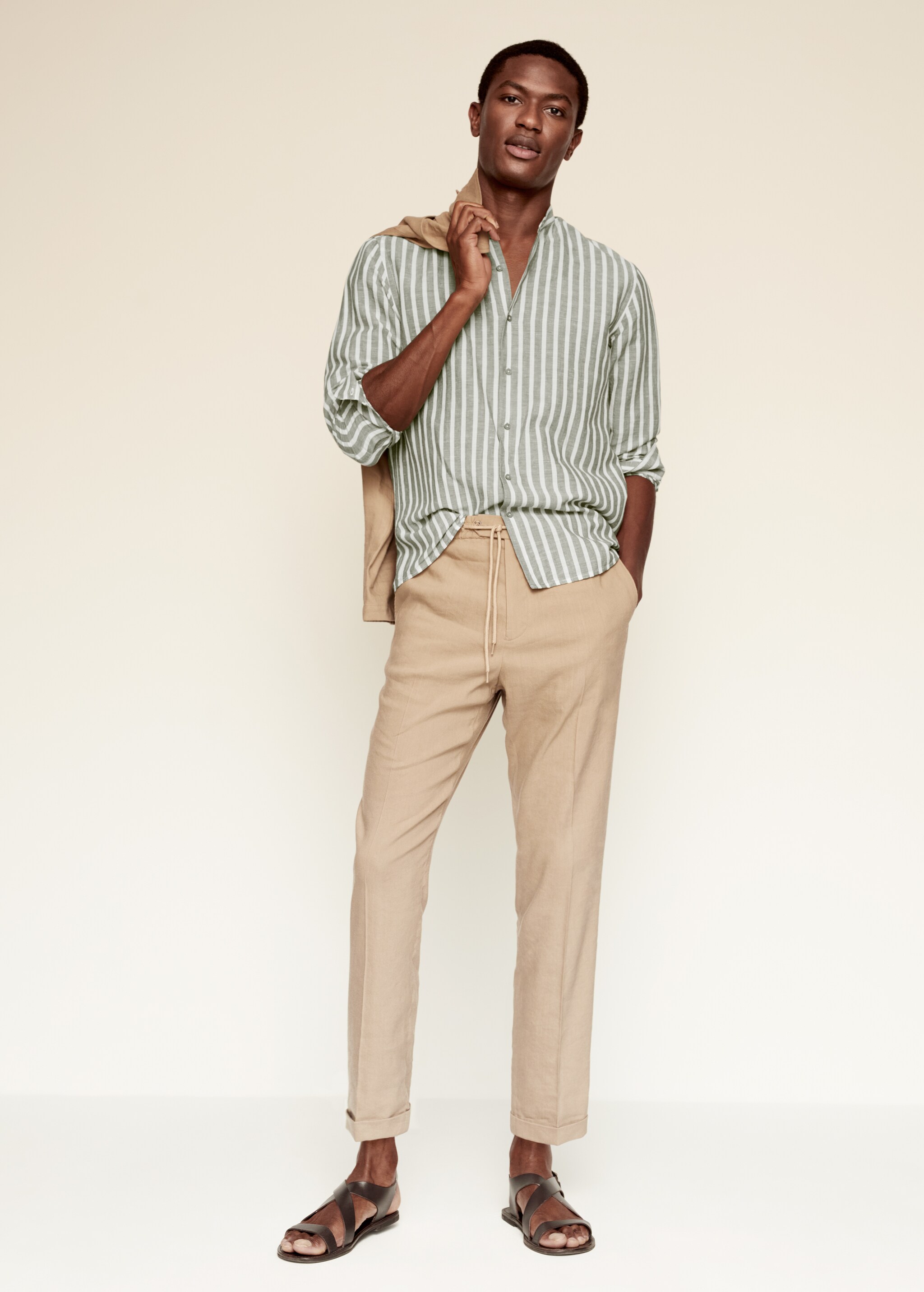 Camisa regular fit lino rayas  - Plano general
