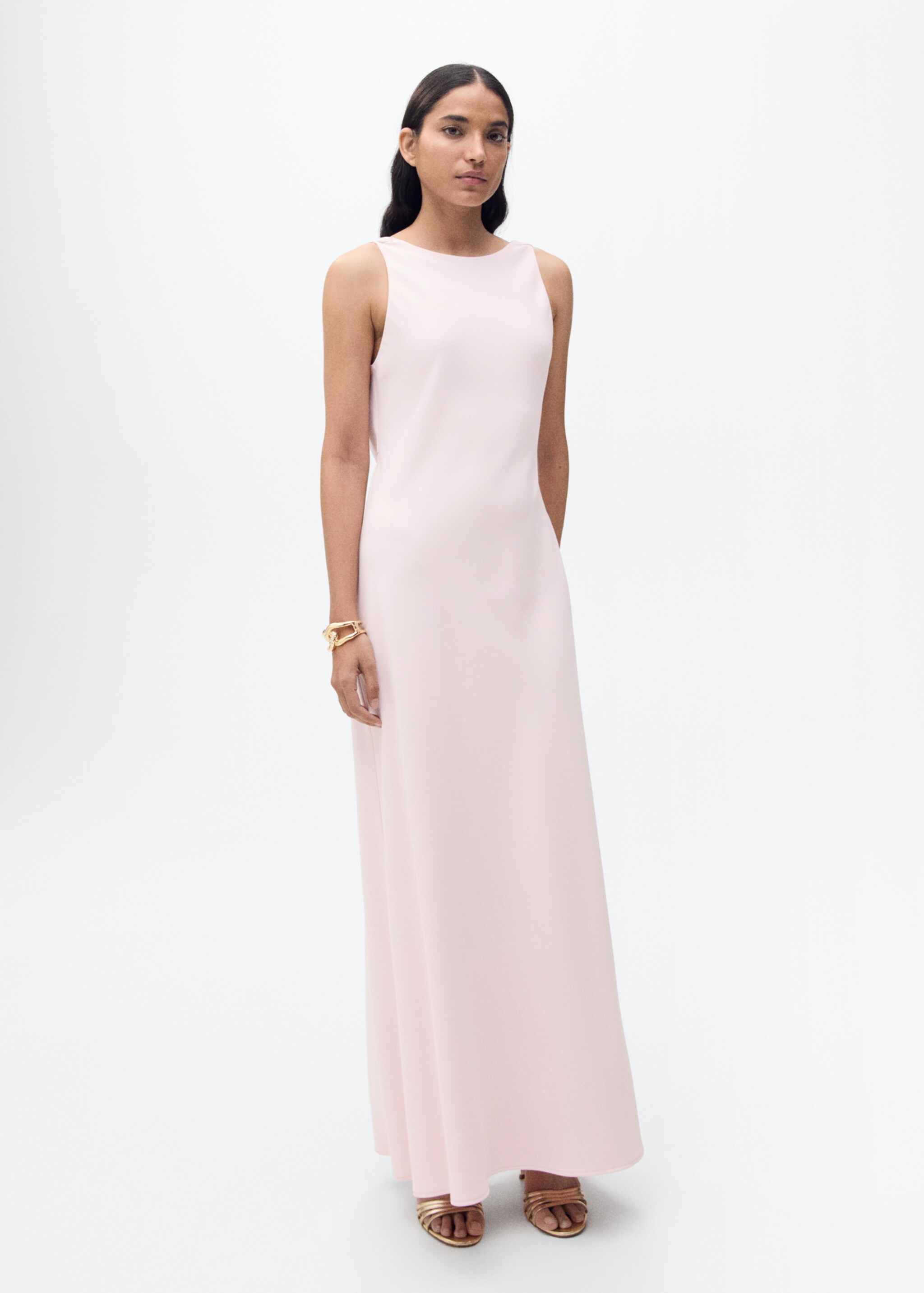 Robe satinée dos drapé - Plan général, Rose pastel. Ref: 87025727-00.