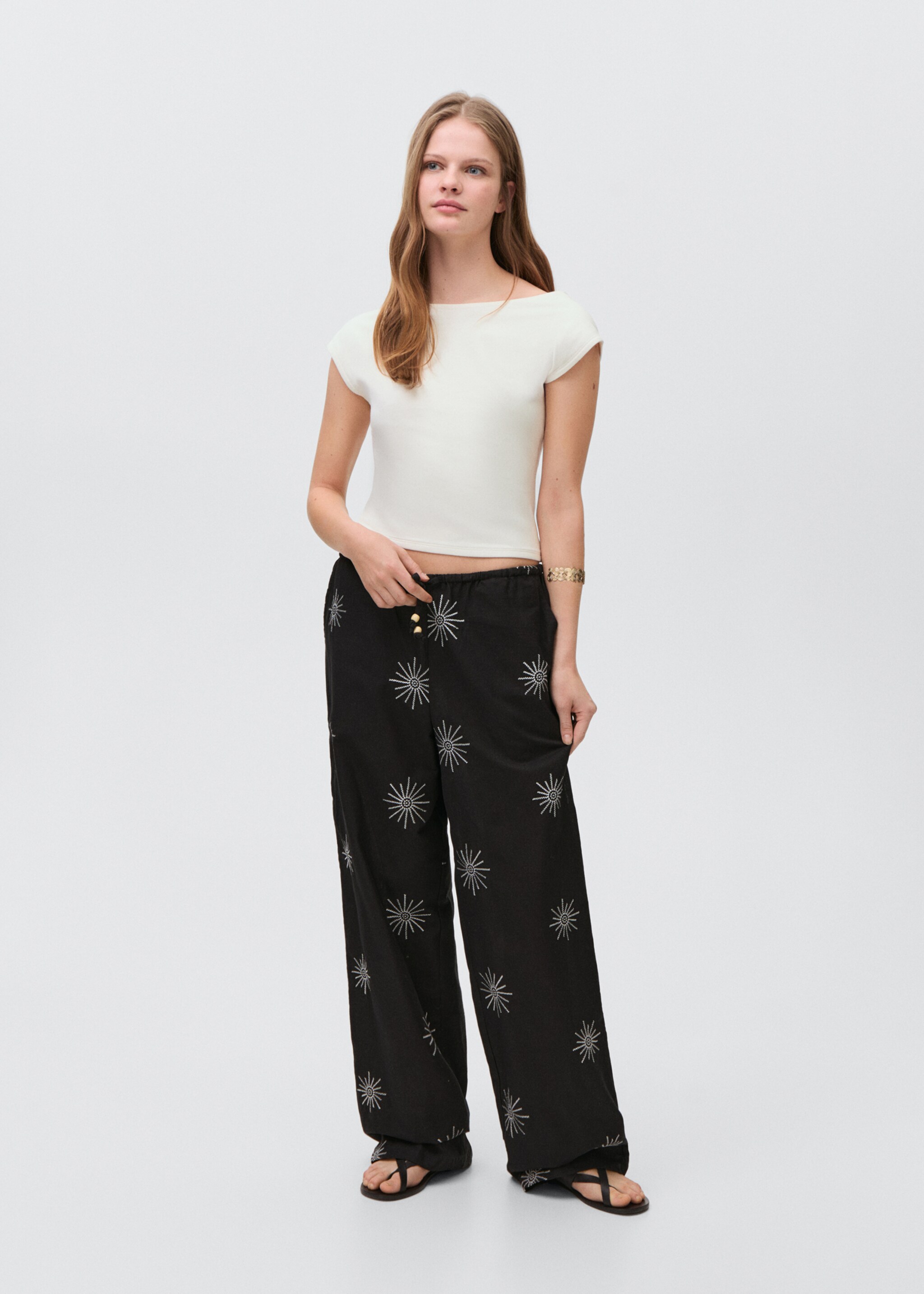 T-shirt with open back - General plane, Off White. Ref: 87025733-00.