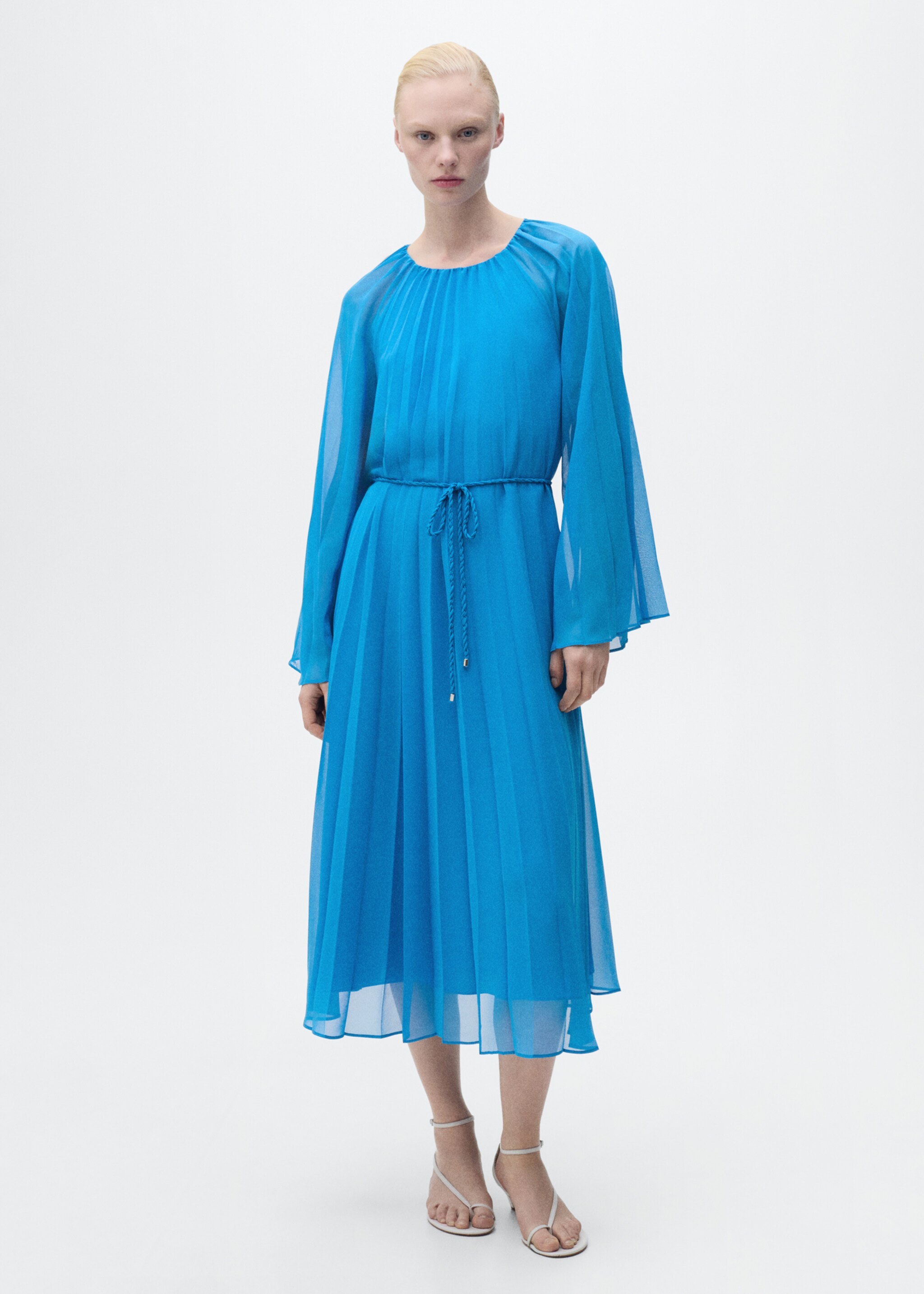 Flared-sleeve pleated dress - General plane, Blue. Ref: 87025757-00.