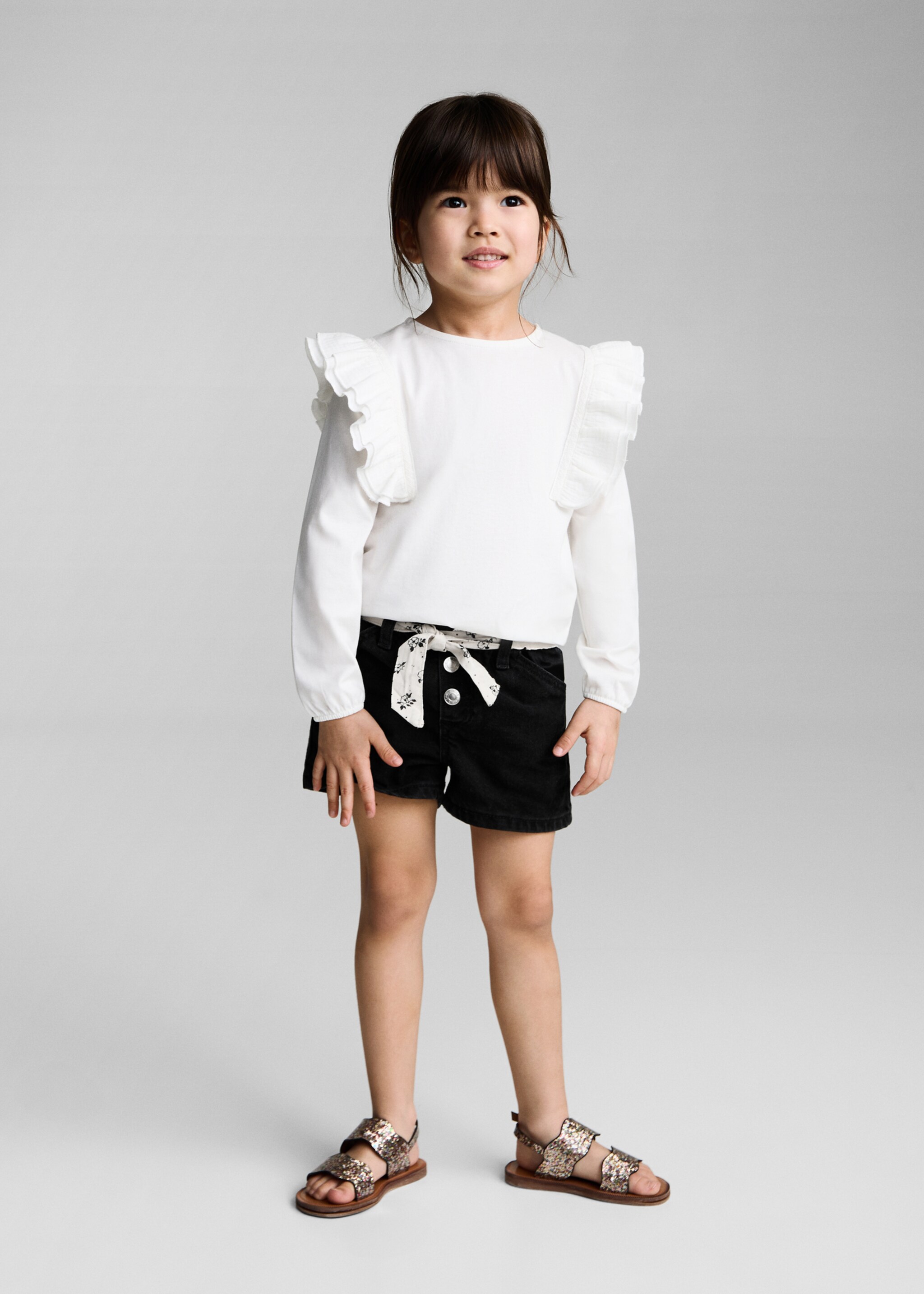 Denim shorts with belt - General plane, Black denim. Ref: 87025955-00.