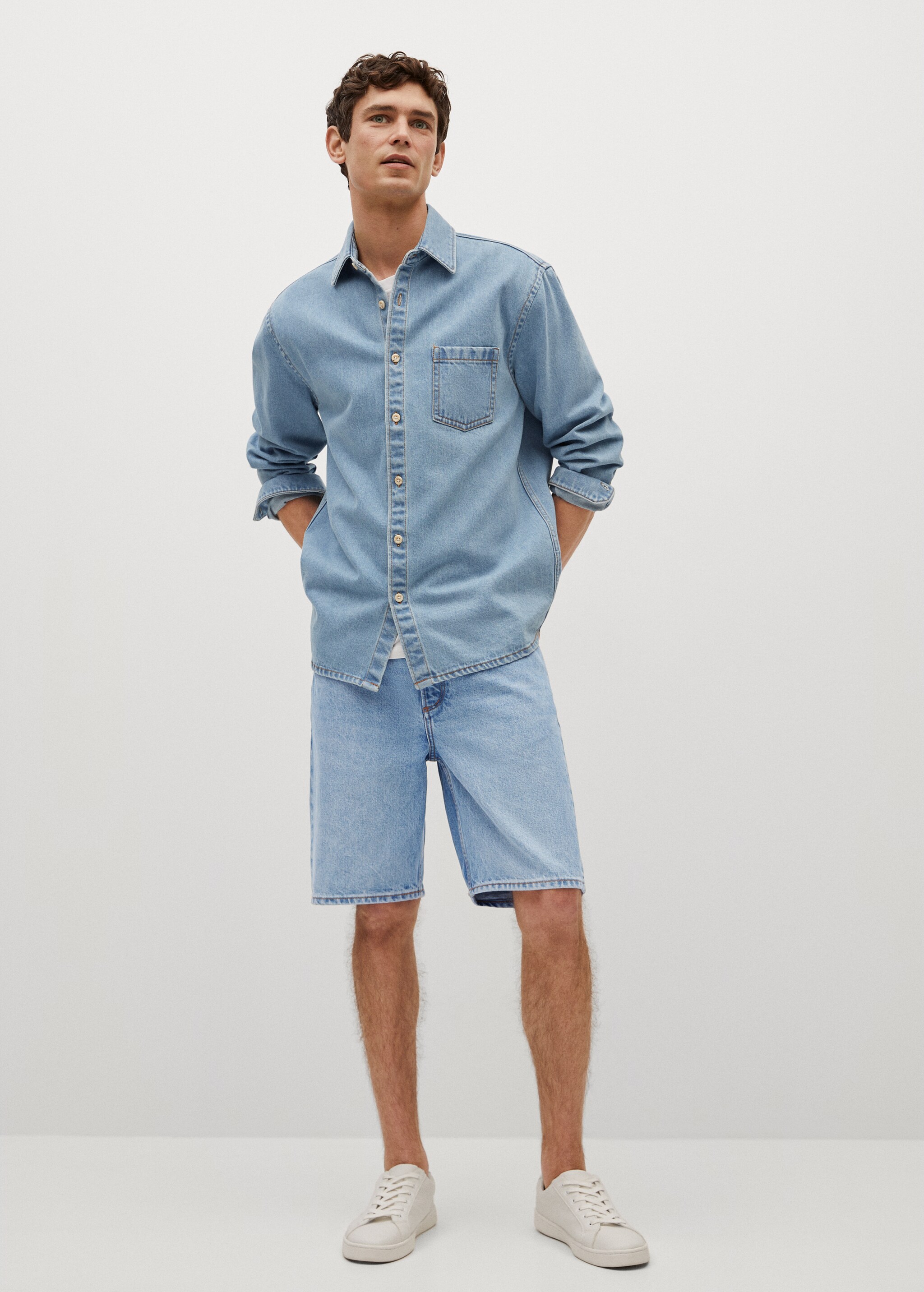 Bermudas denim relaxed lavado medio - Plano general