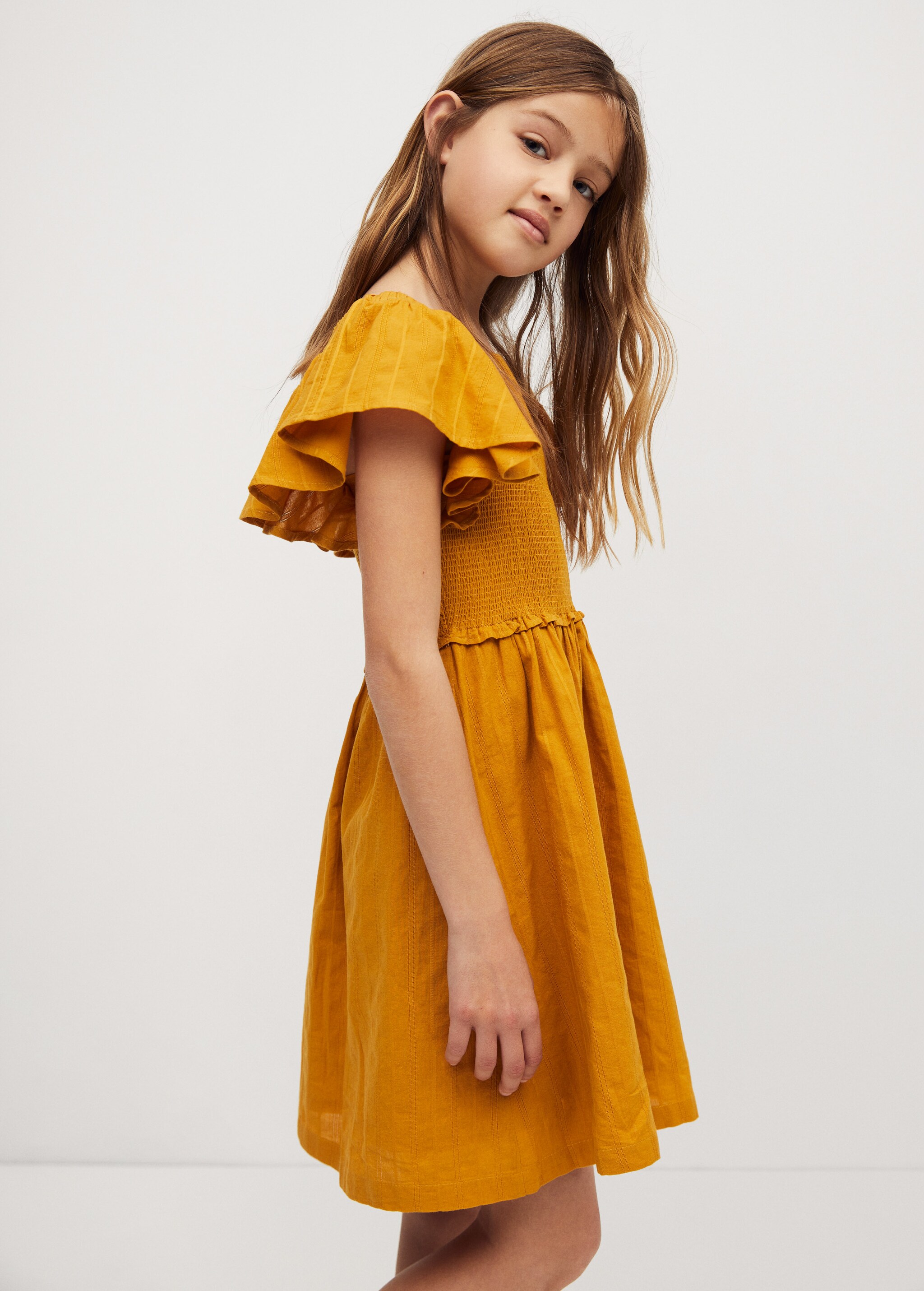 Vestido manga volante - Plano general