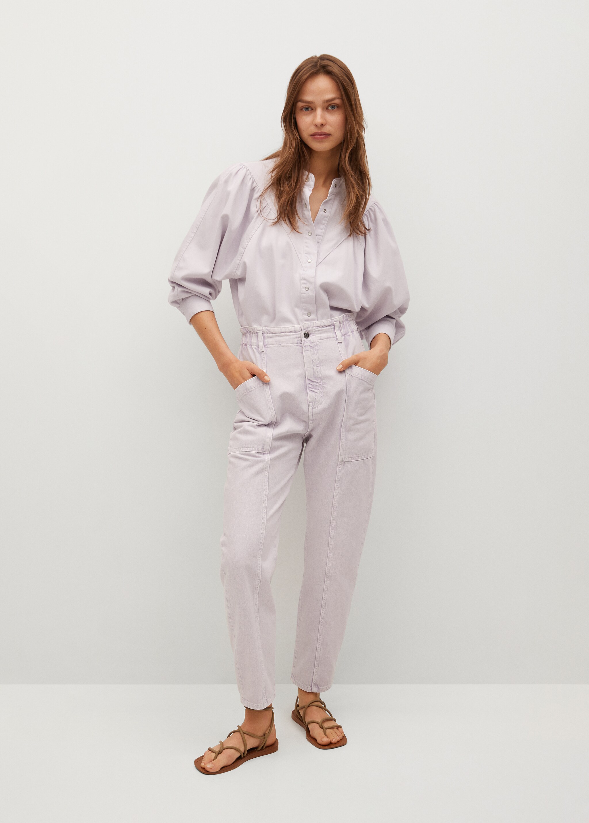 Jeans slouchy tiro alto - Plano general