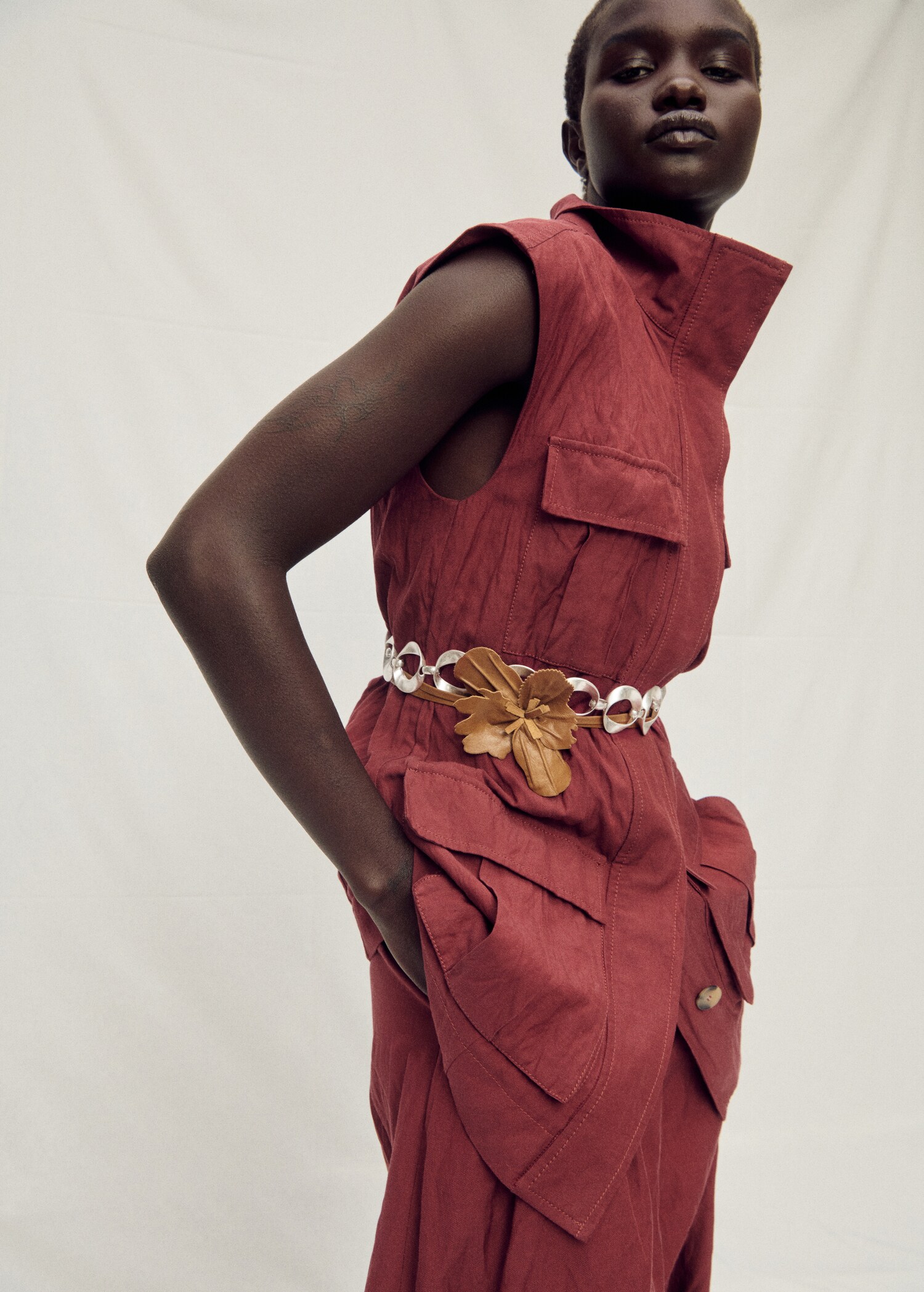 Cinturón aros metálicos - Plano general