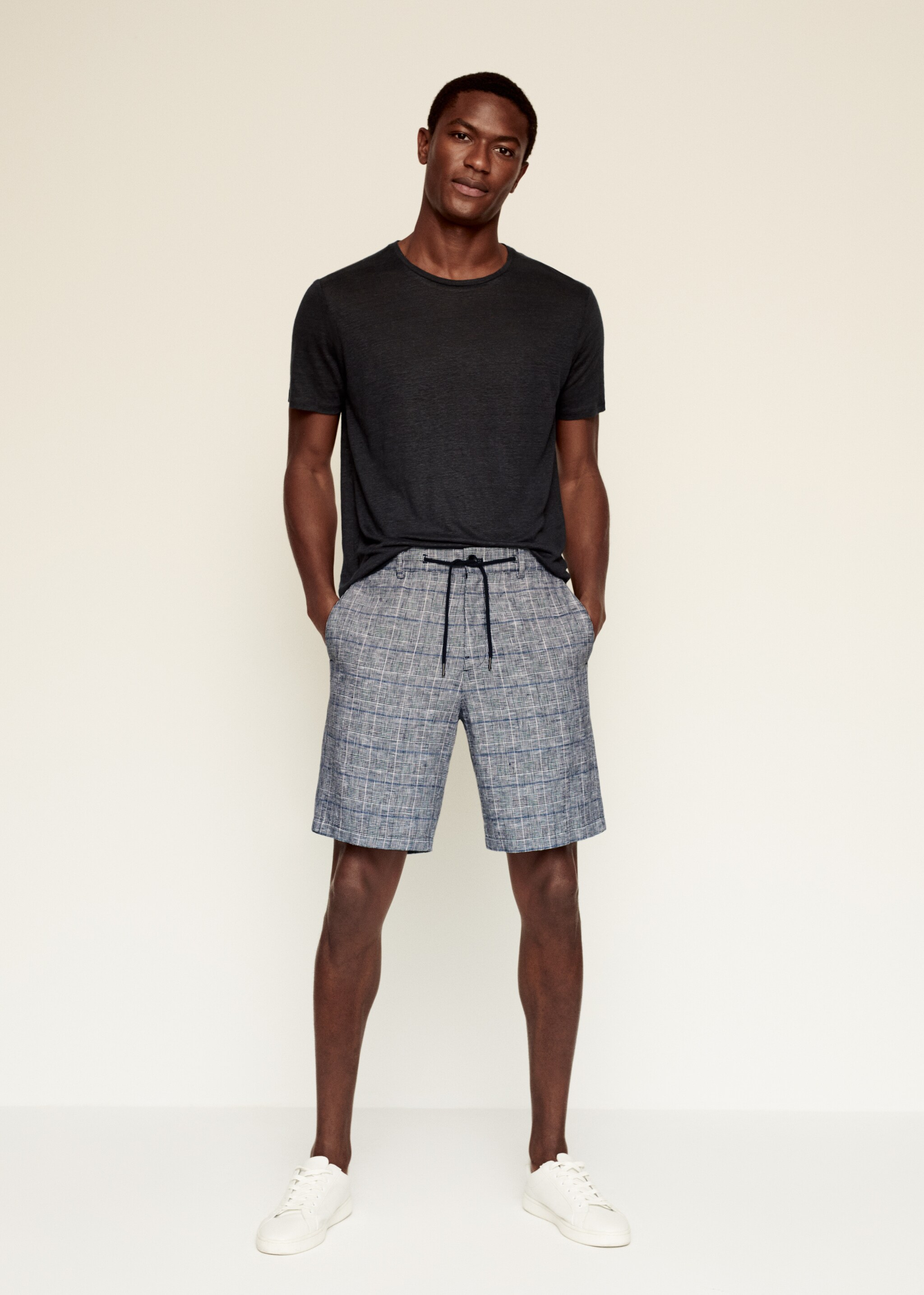 Bermudas lino cuadros - Plano general