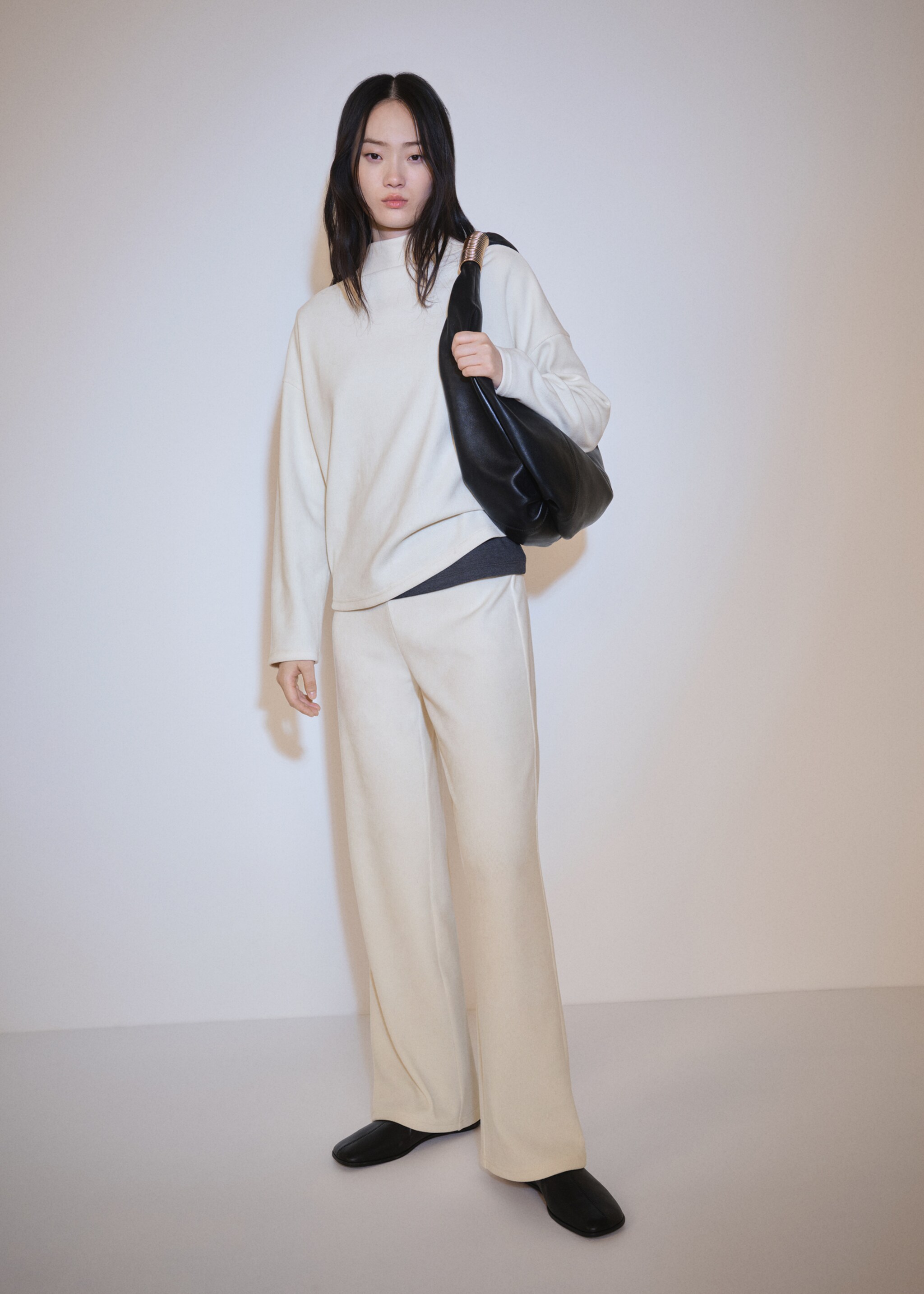 Corduroy sweatshirt with perkins neck - General plane, Ecru. Ref: 87030351-00.