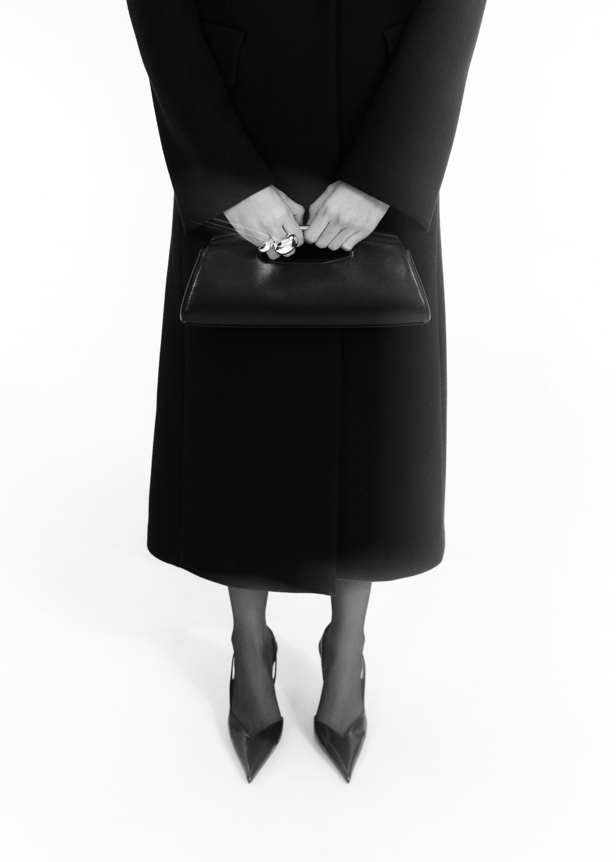 Leather bag with metal handle - General plane, Black. Ref: 87030449-00.