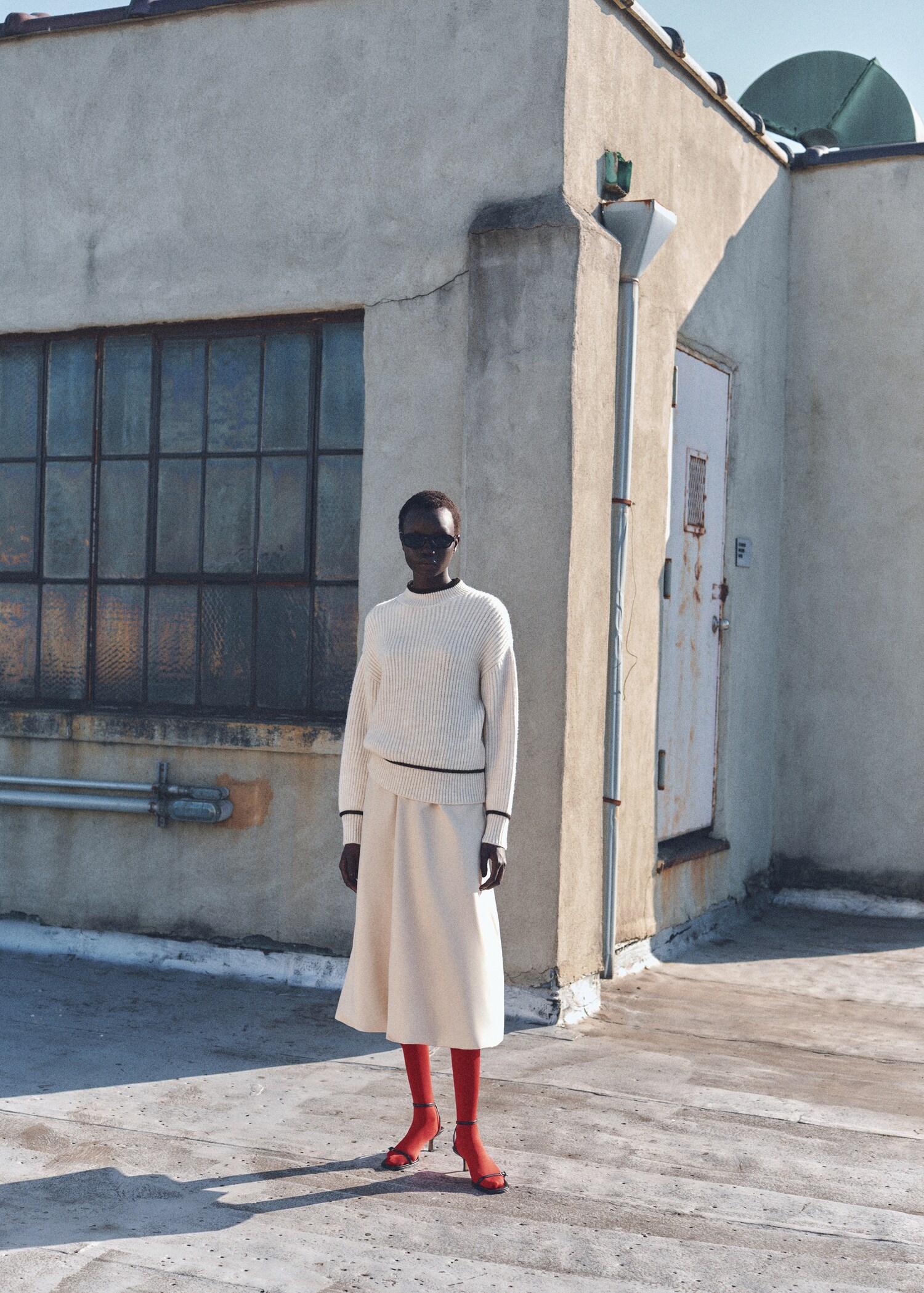 Perkins-neck sweater with contrasting details - General plane