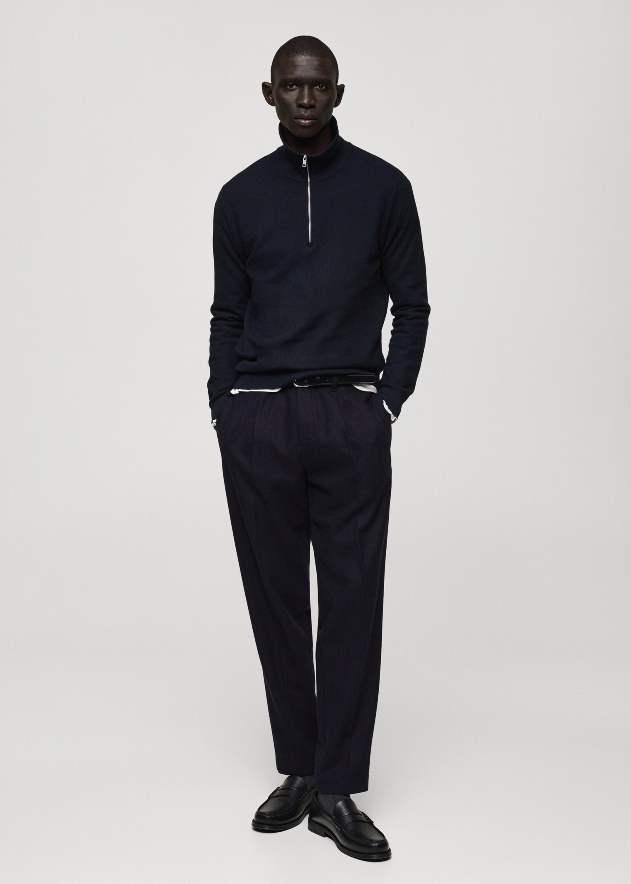 Bundfaltenhose aus Wollflanell - Allgemeine Ansicht, Dunkles Marineblau. Ref: 87030577-00.