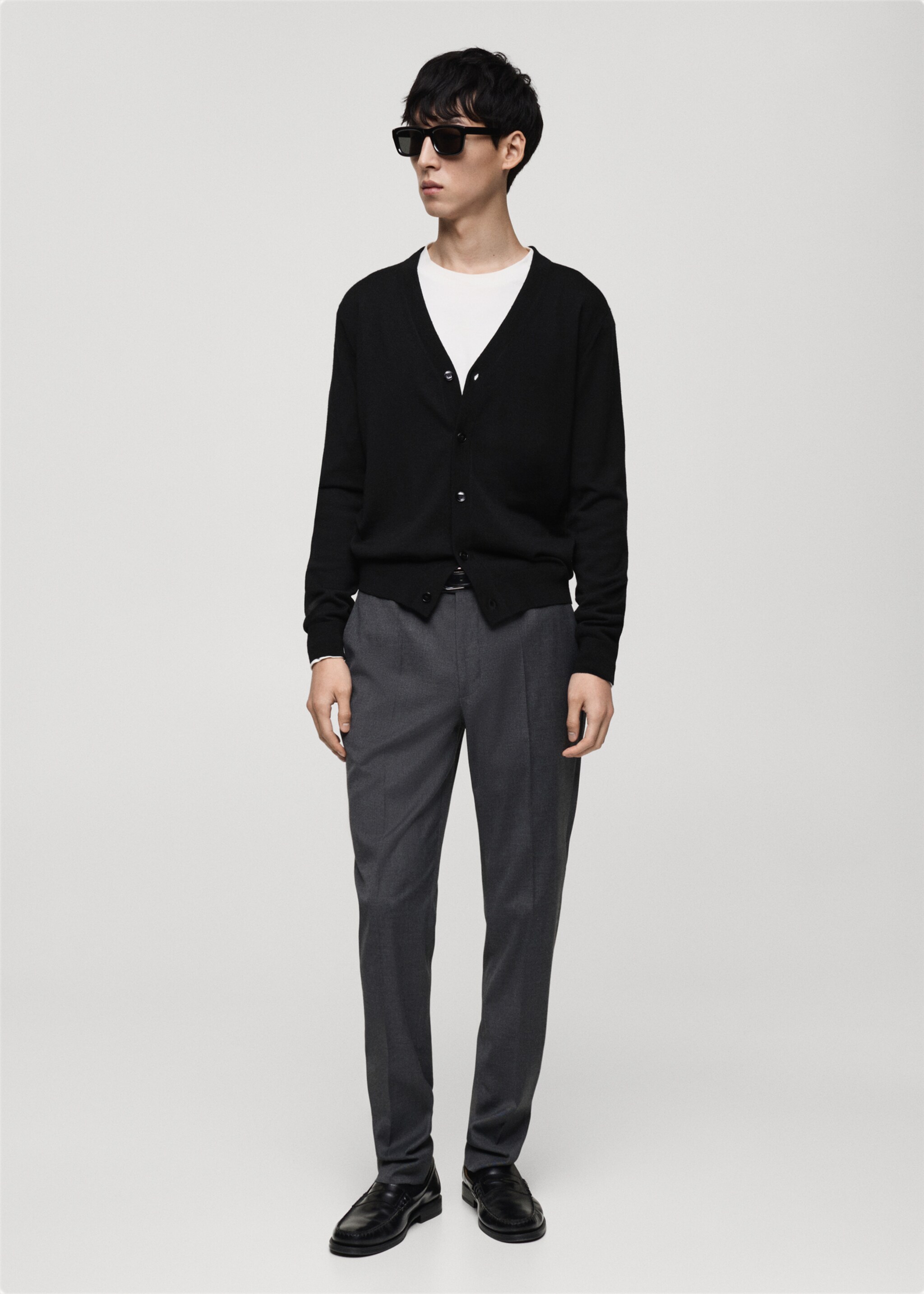 100% merino wool cardigan - General plane, Black. Ref: 87030603-00.